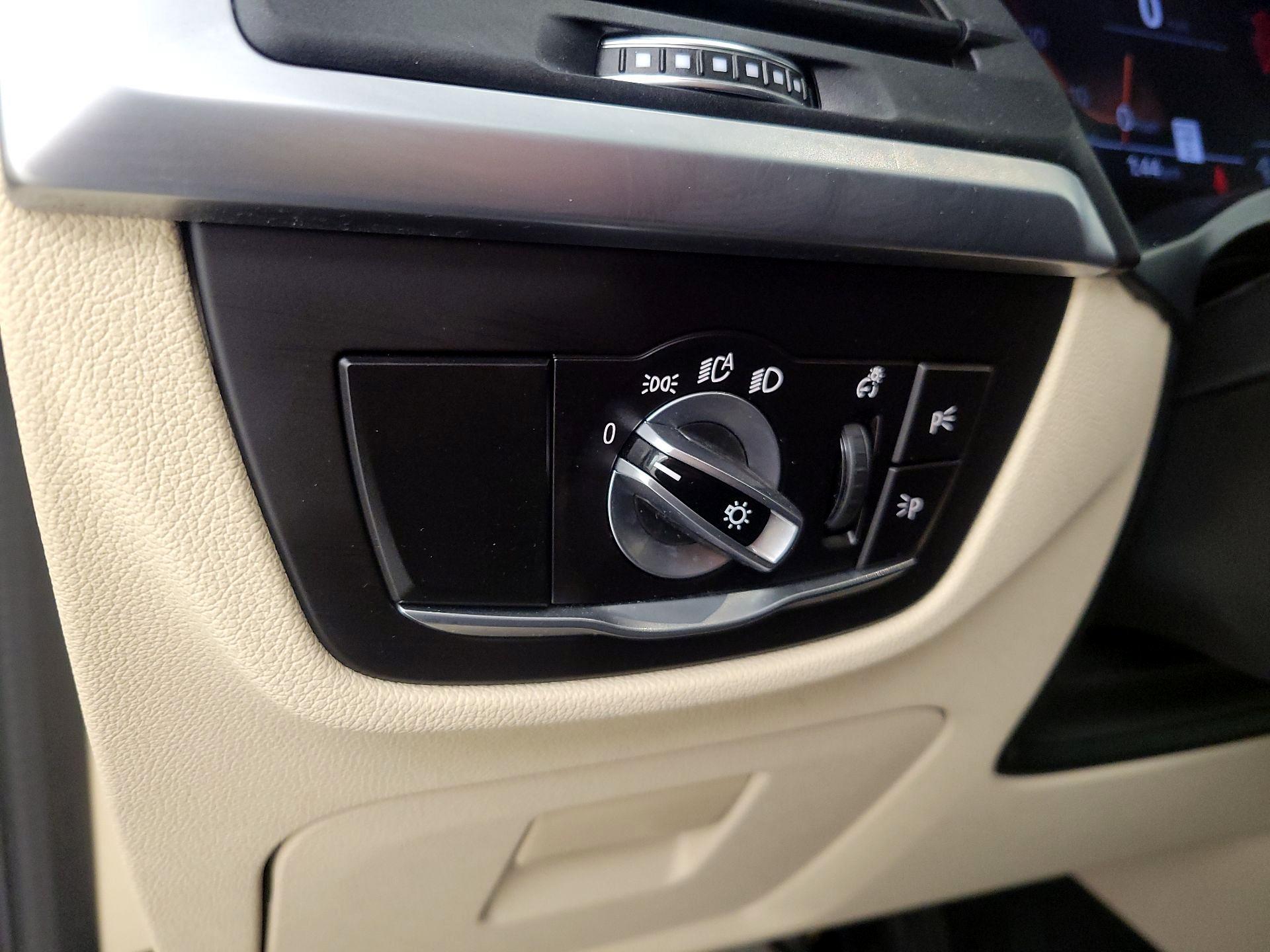 Thumbnail: 2022 BMW X3 - 13