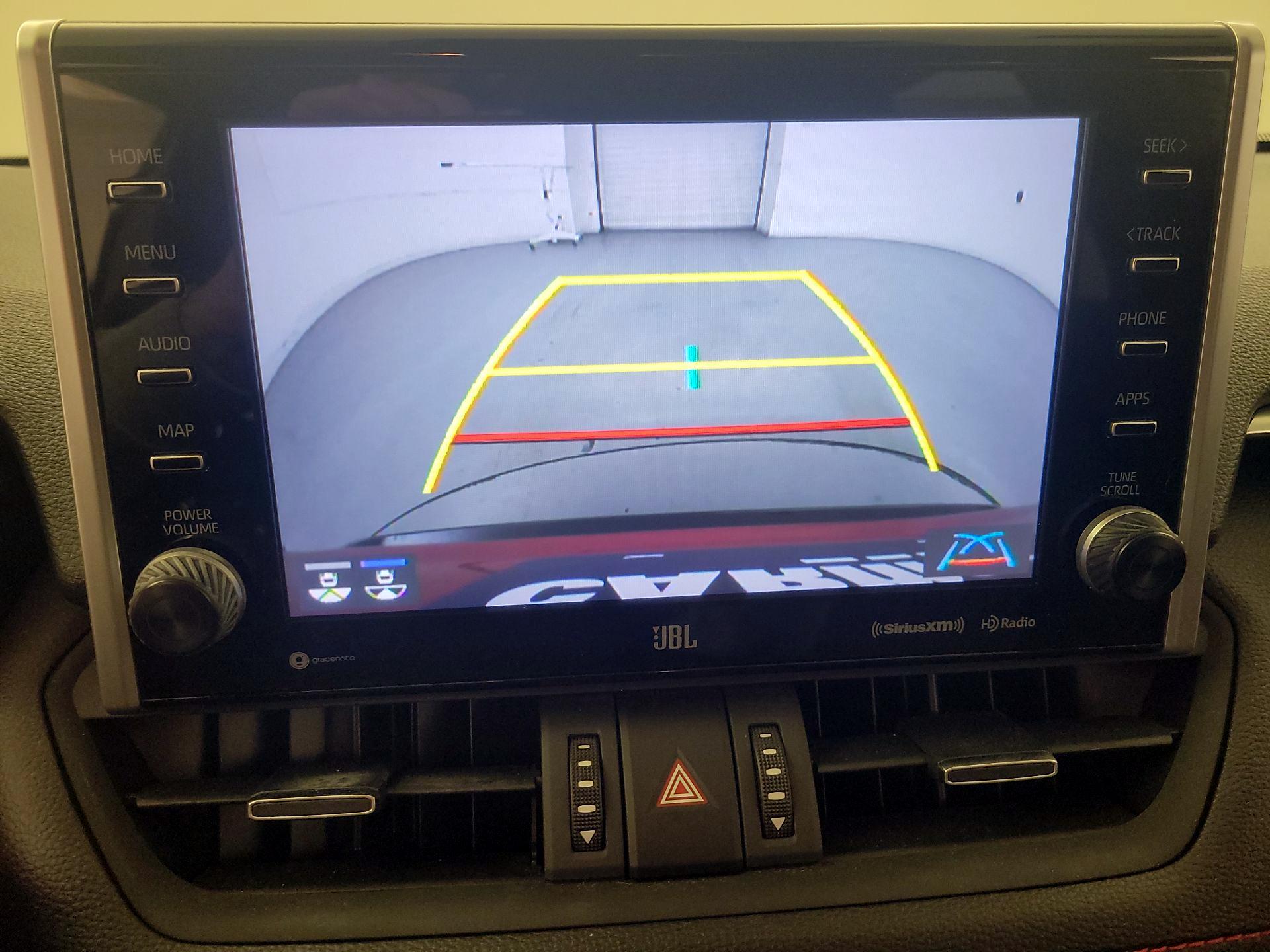 Thumbnail: 2021 Toyota RAV4 - 15