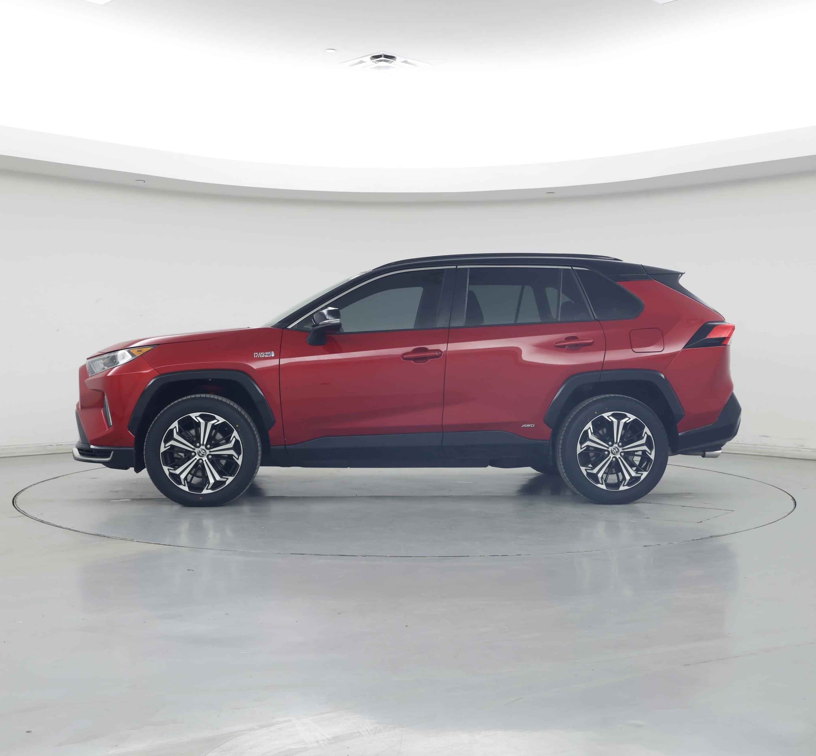 Thumbnail: 2021 Toyota RAV4 - 3