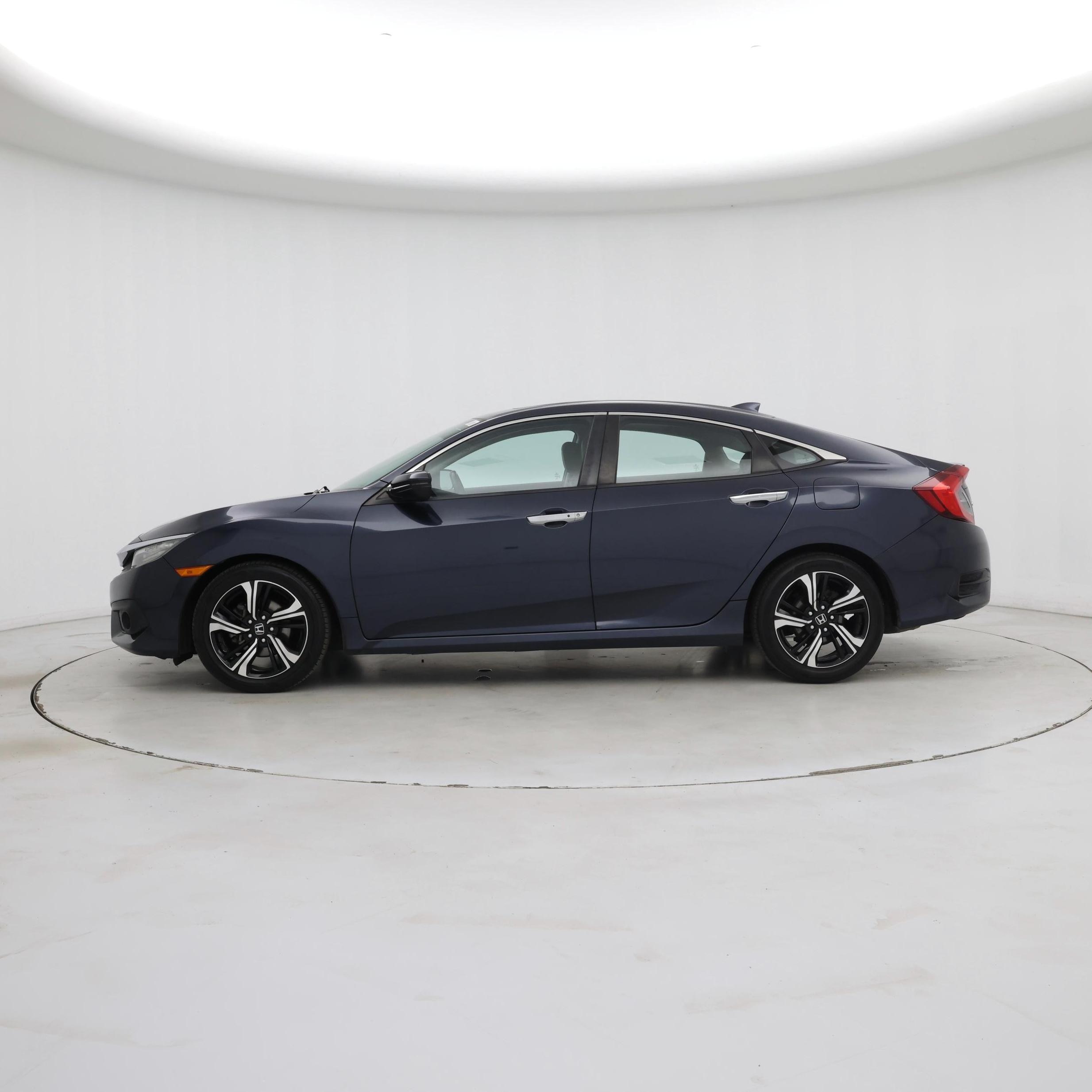 Thumbnail: 2016 Honda Civic - 3