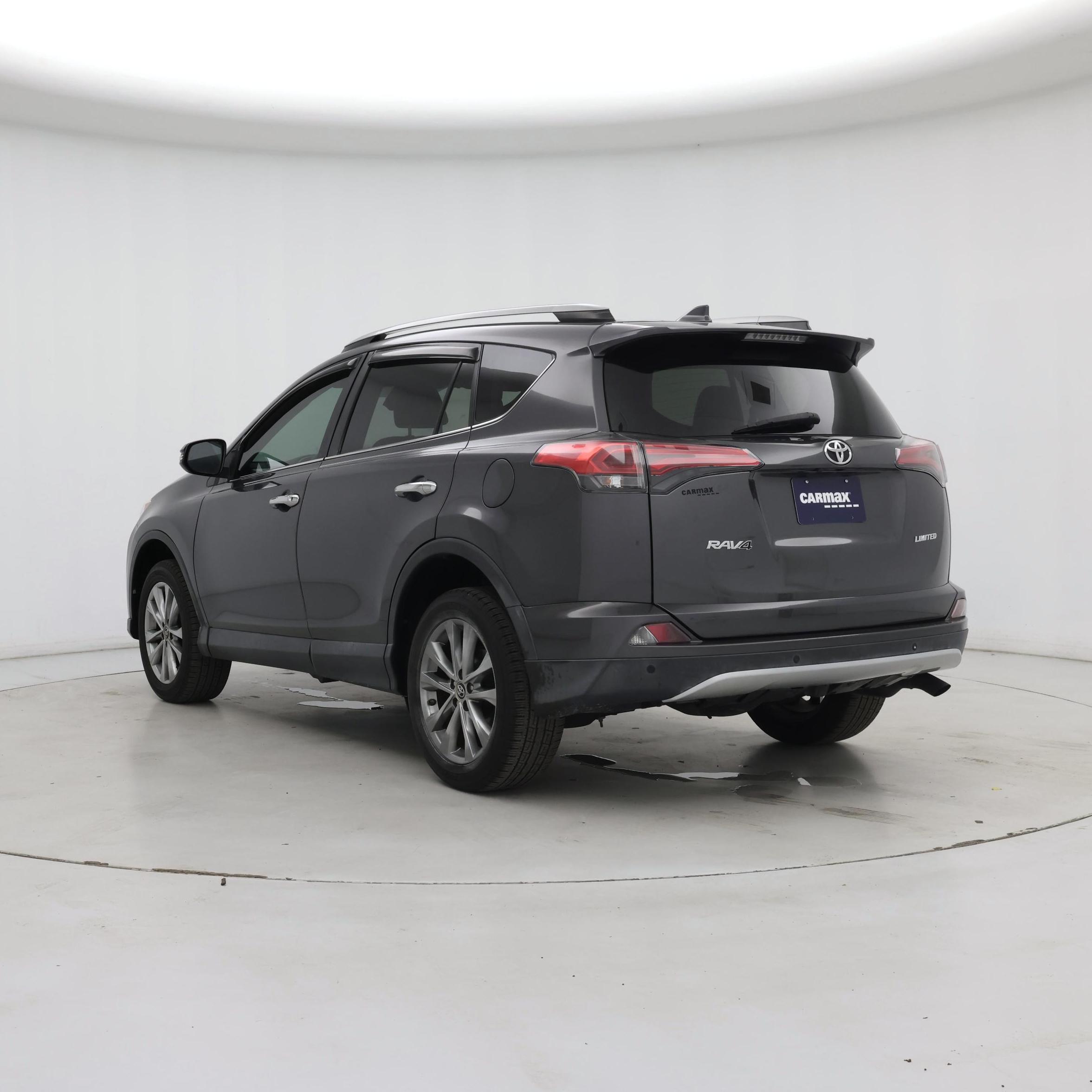 Thumbnail: 2017 Toyota RAV4 - 2