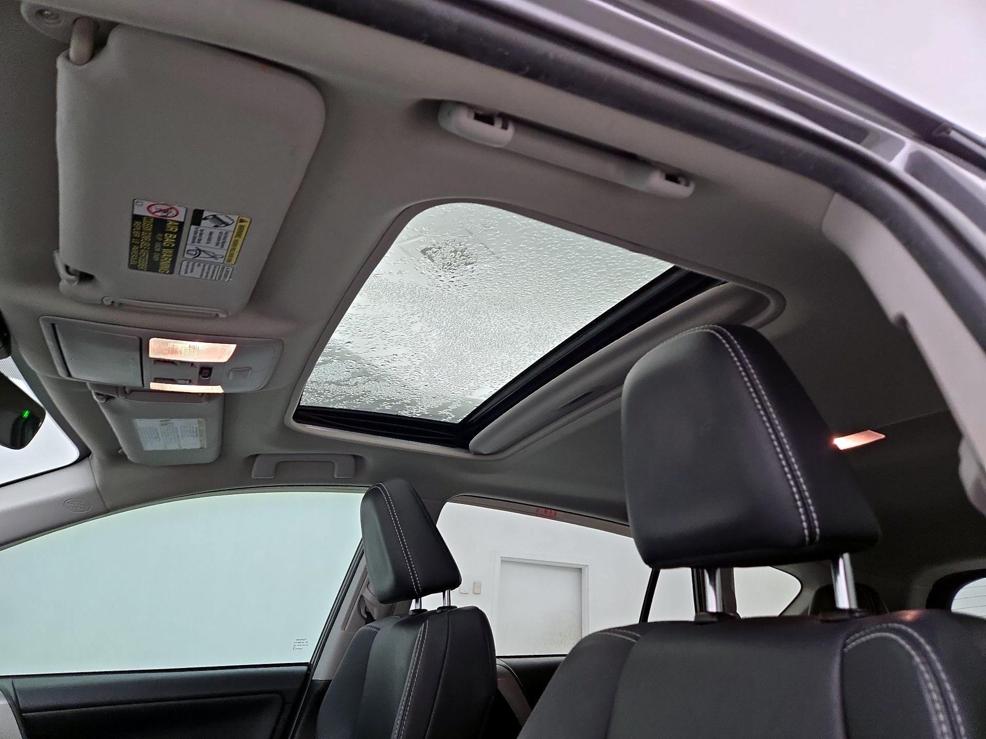 Thumbnail: 2017 Toyota RAV4 - 19