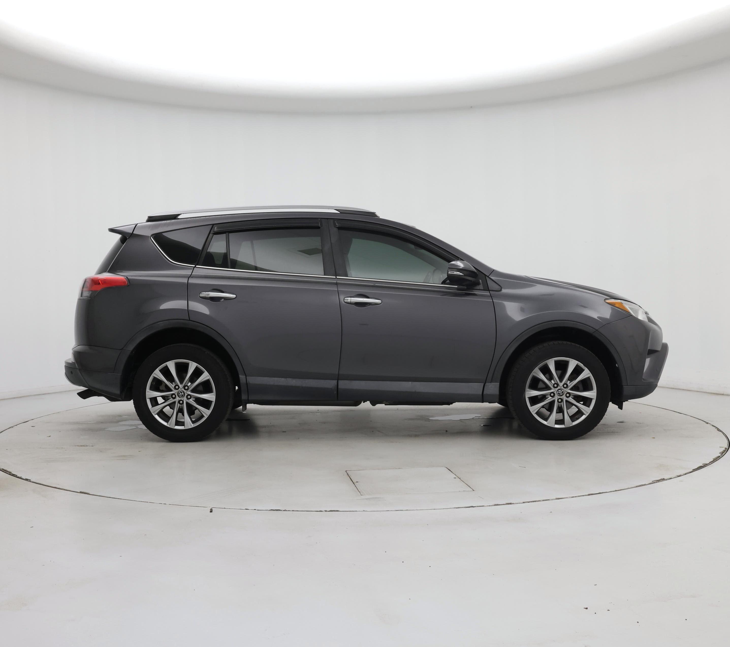 Thumbnail: 2017 Toyota RAV4 - 7