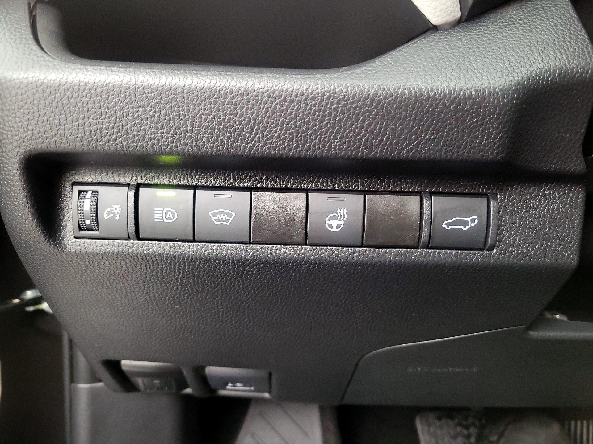 Thumbnail: 2024 Toyota RAV4 - 13