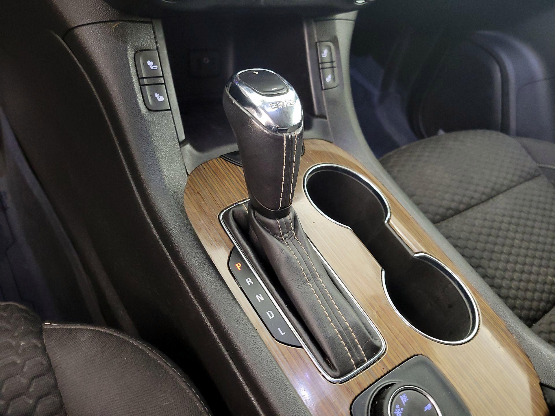 Thumbnail: 2019 GMC Acadia - 18