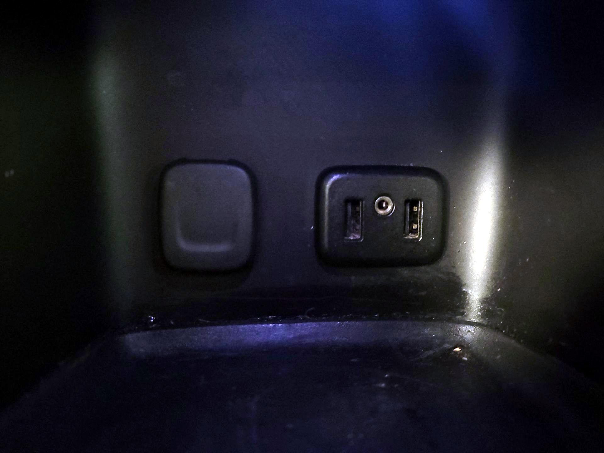 Thumbnail: 2019 GMC Acadia - 19