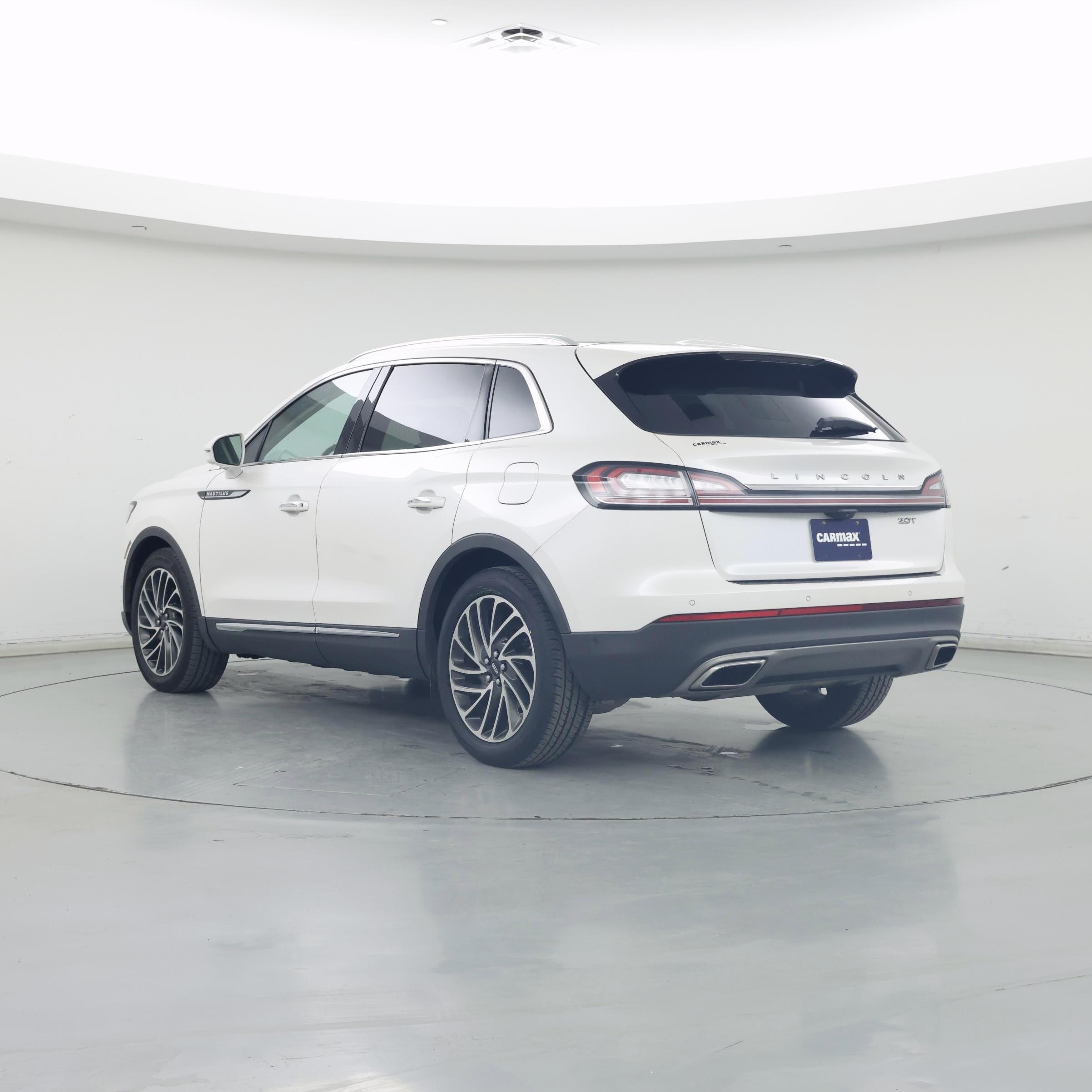 Thumbnail: 2019 Lincoln Nautilus - 2