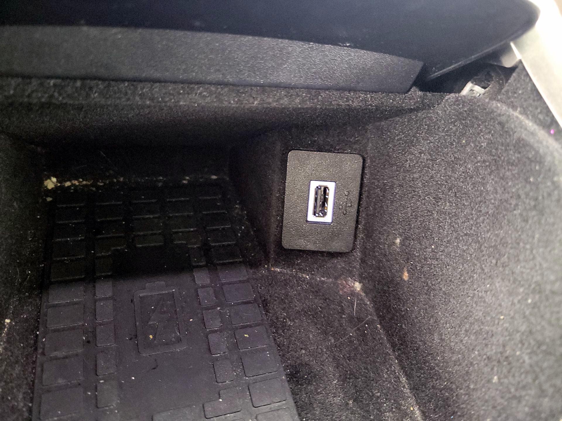 Thumbnail: 2019 Lincoln Nautilus - 19