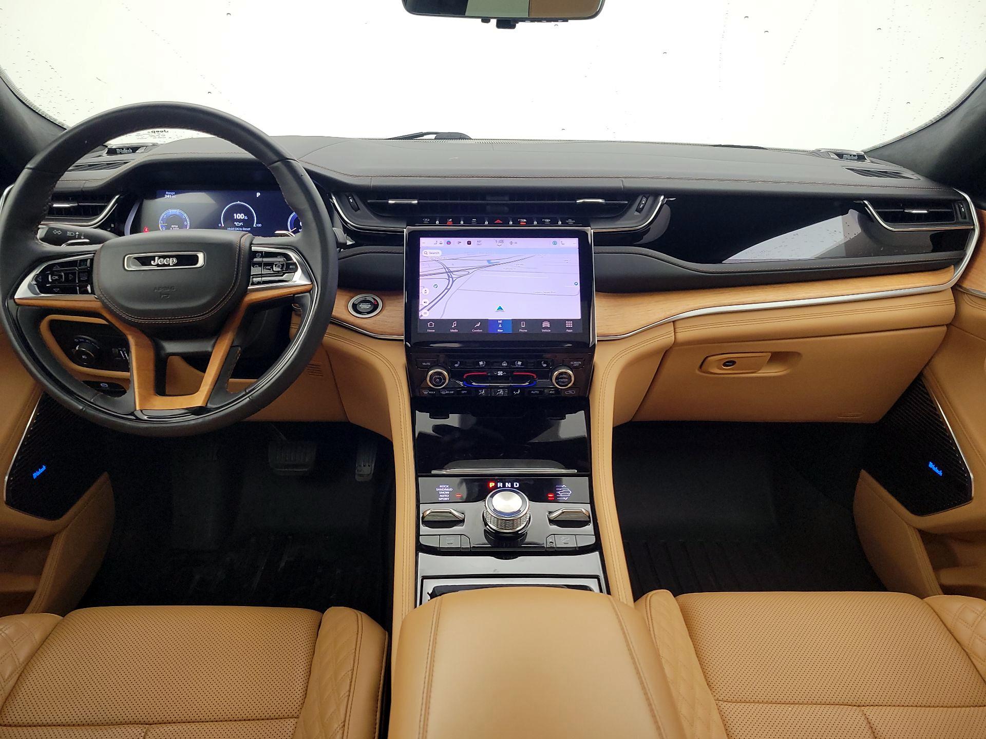 Thumbnail: 2022 Jeep Grand Cherokee - 9