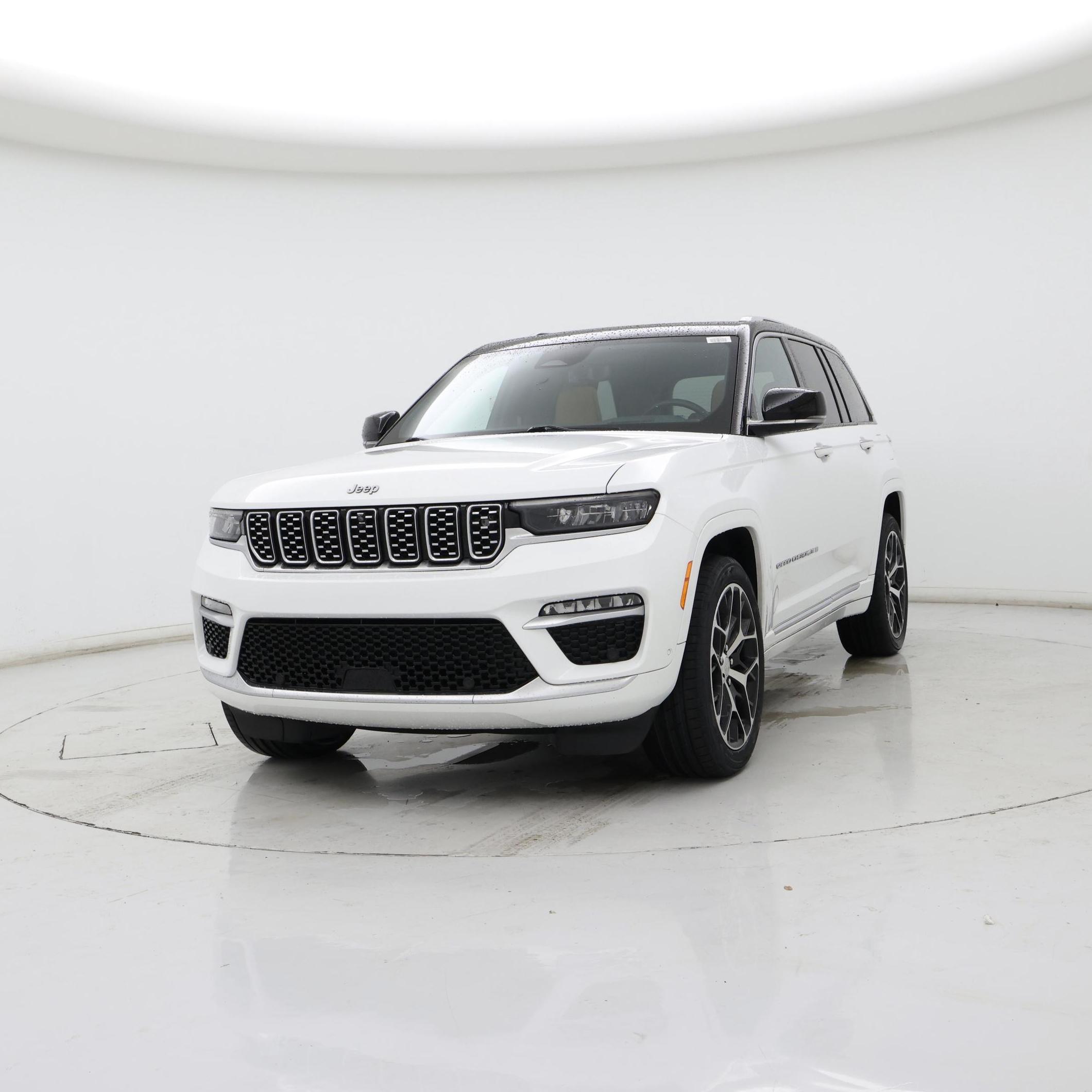 Thumbnail: 2022 Jeep Grand Cherokee - 4