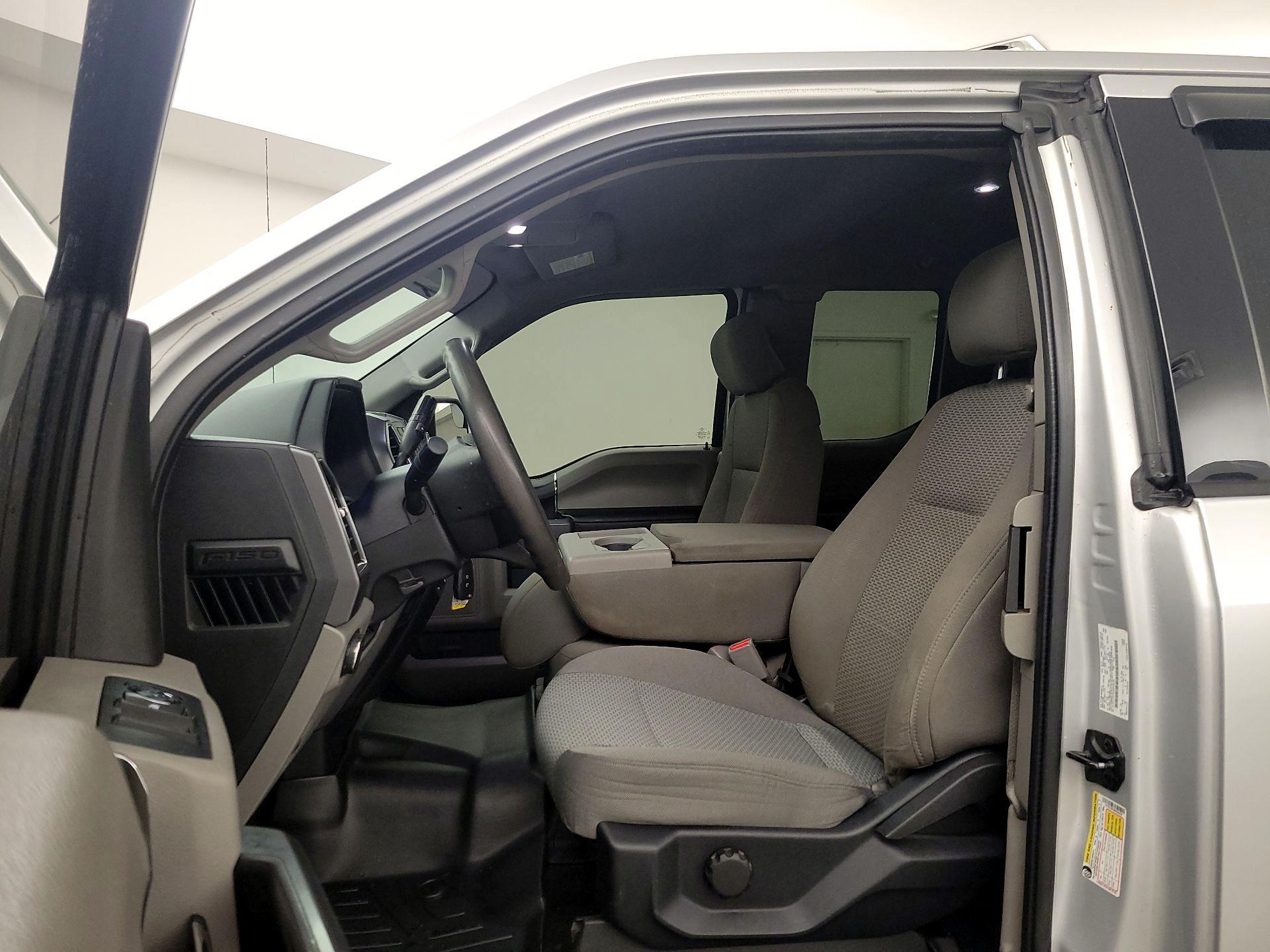 Thumbnail: 2017 Ford F-150 - 11