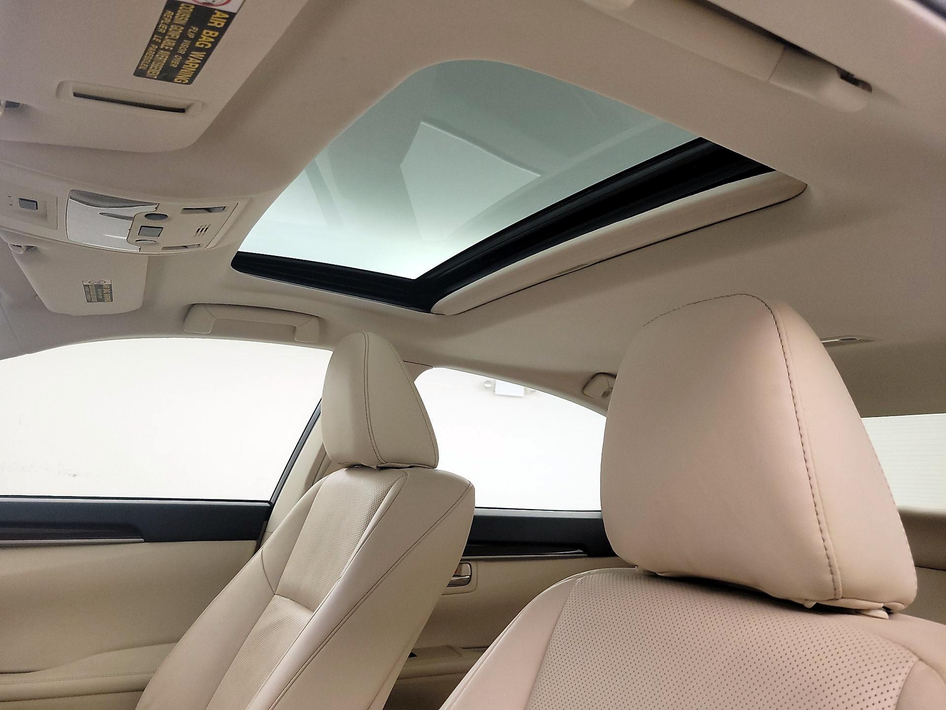 Thumbnail: 2015 Lexus ES - 20