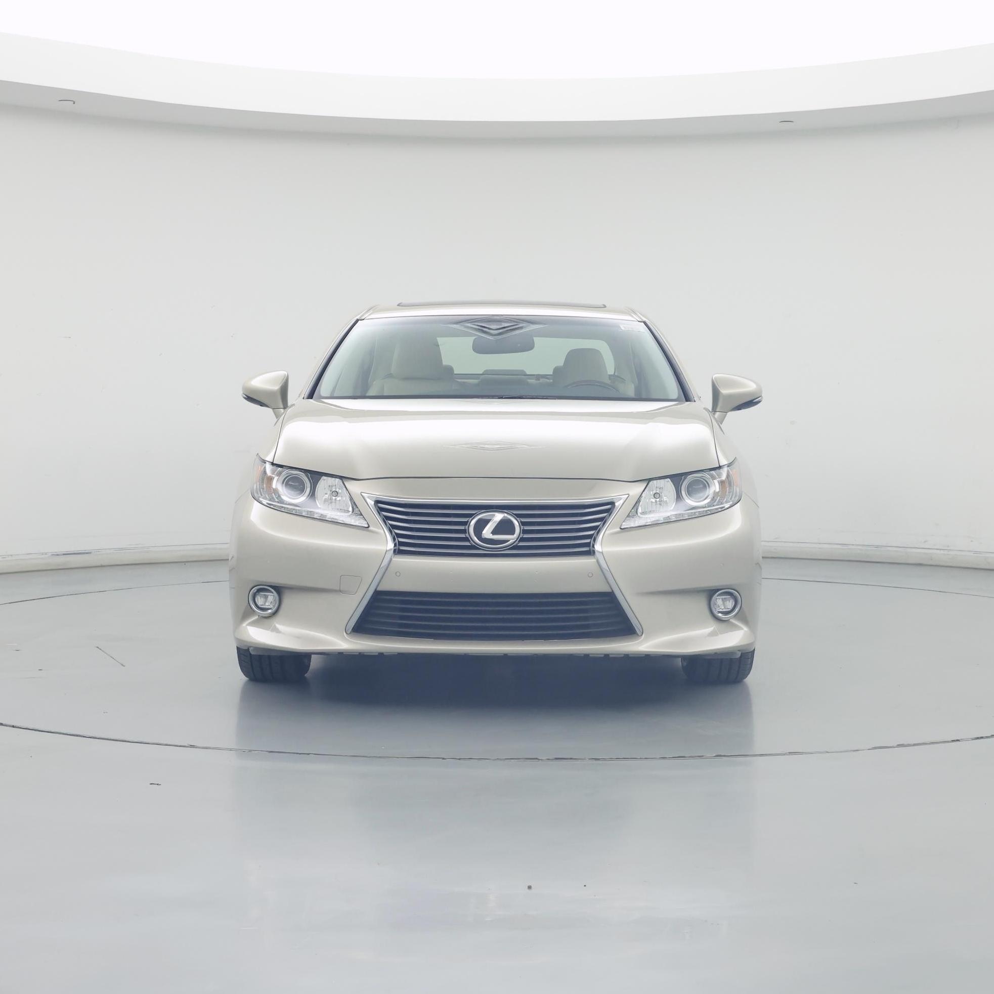 Thumbnail: 2015 Lexus ES - 5
