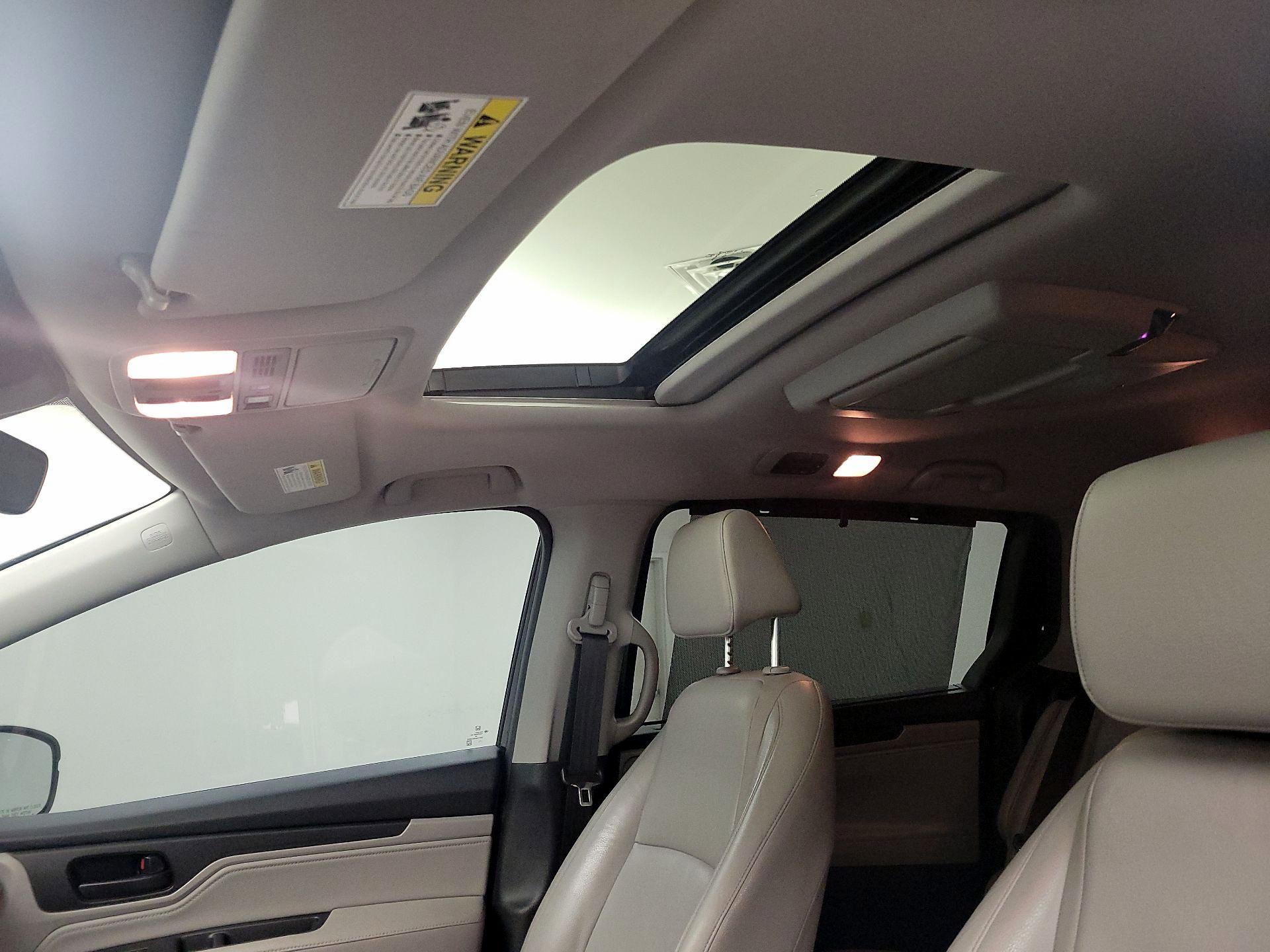 Thumbnail: 2018 Honda Odyssey - 20