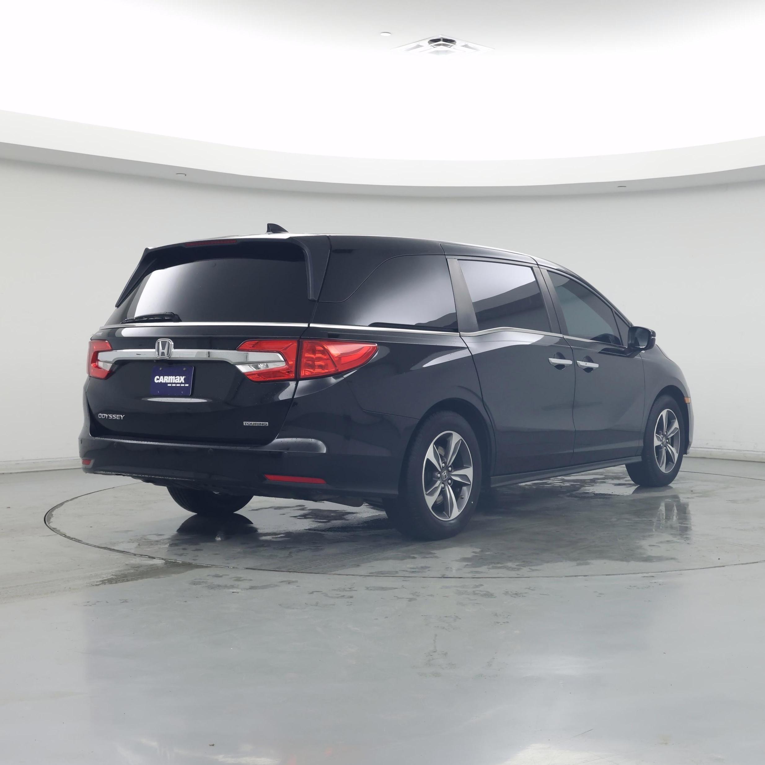 Thumbnail: 2018 Honda Odyssey - 8