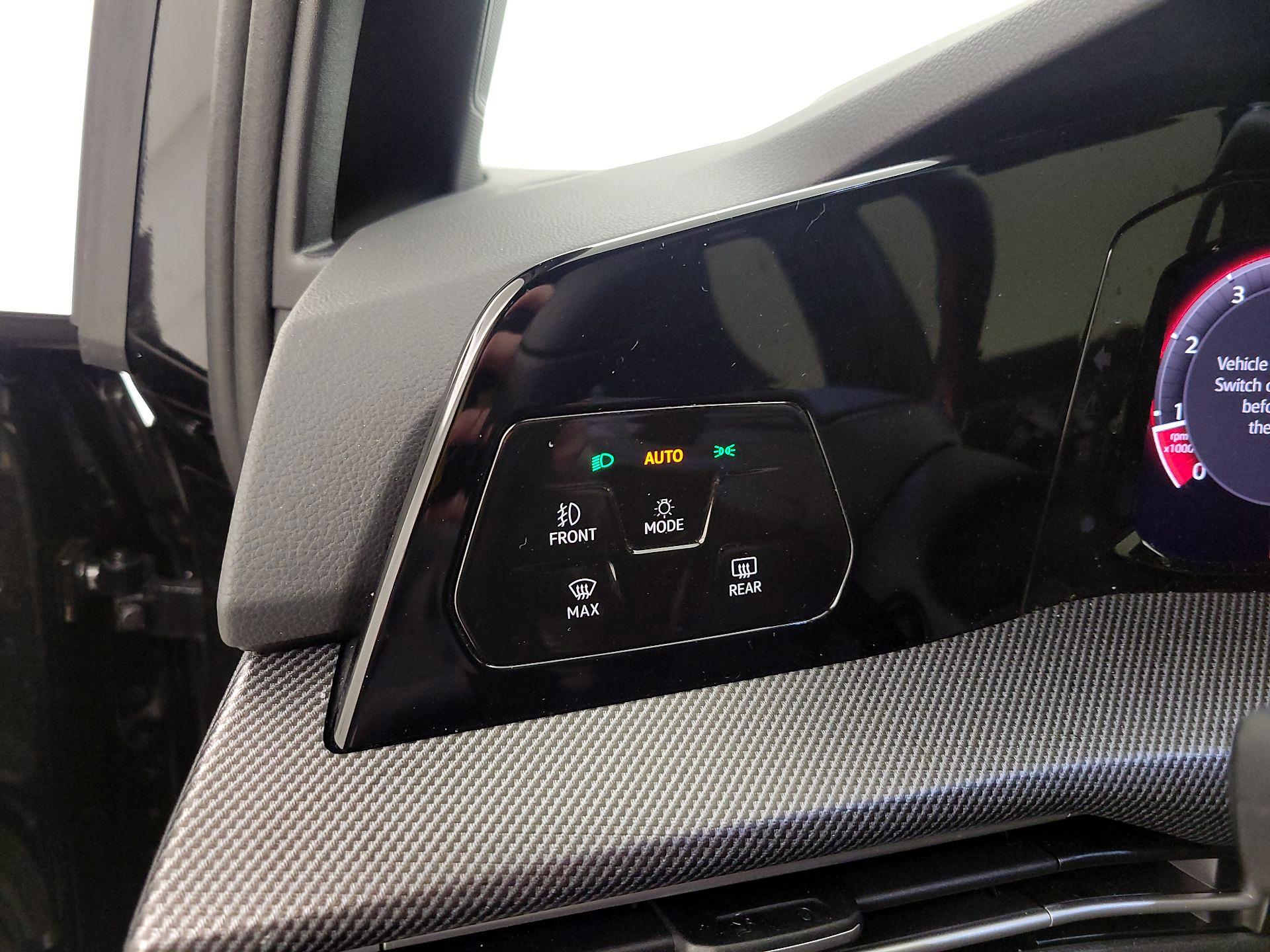 Thumbnail: 2025 Volkswagen Golf - 13