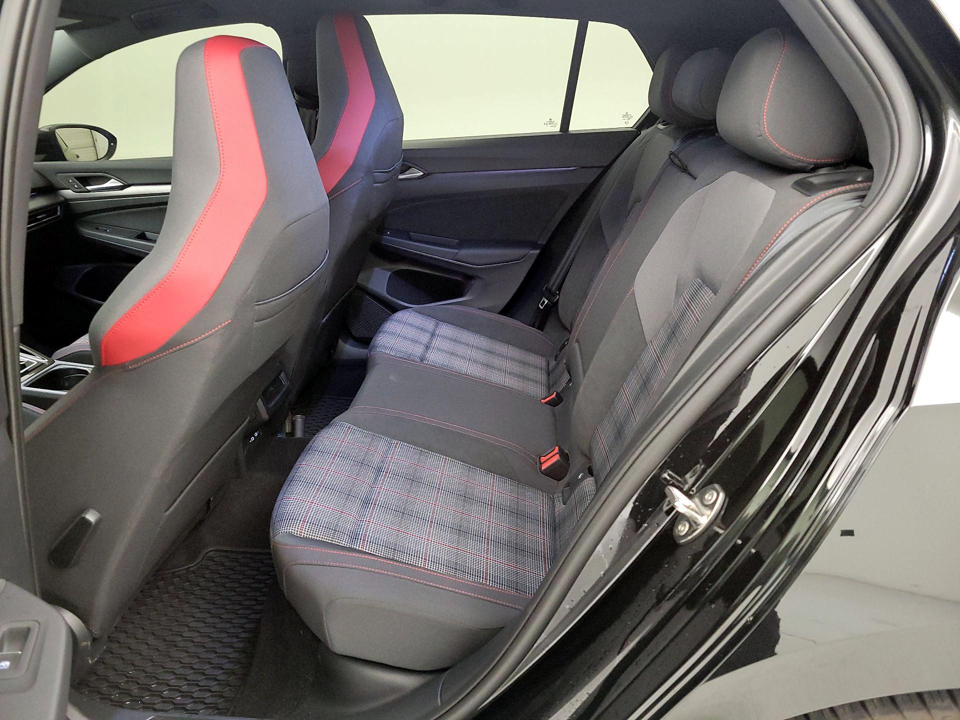 Thumbnail: 2025 Volkswagen Golf - 19