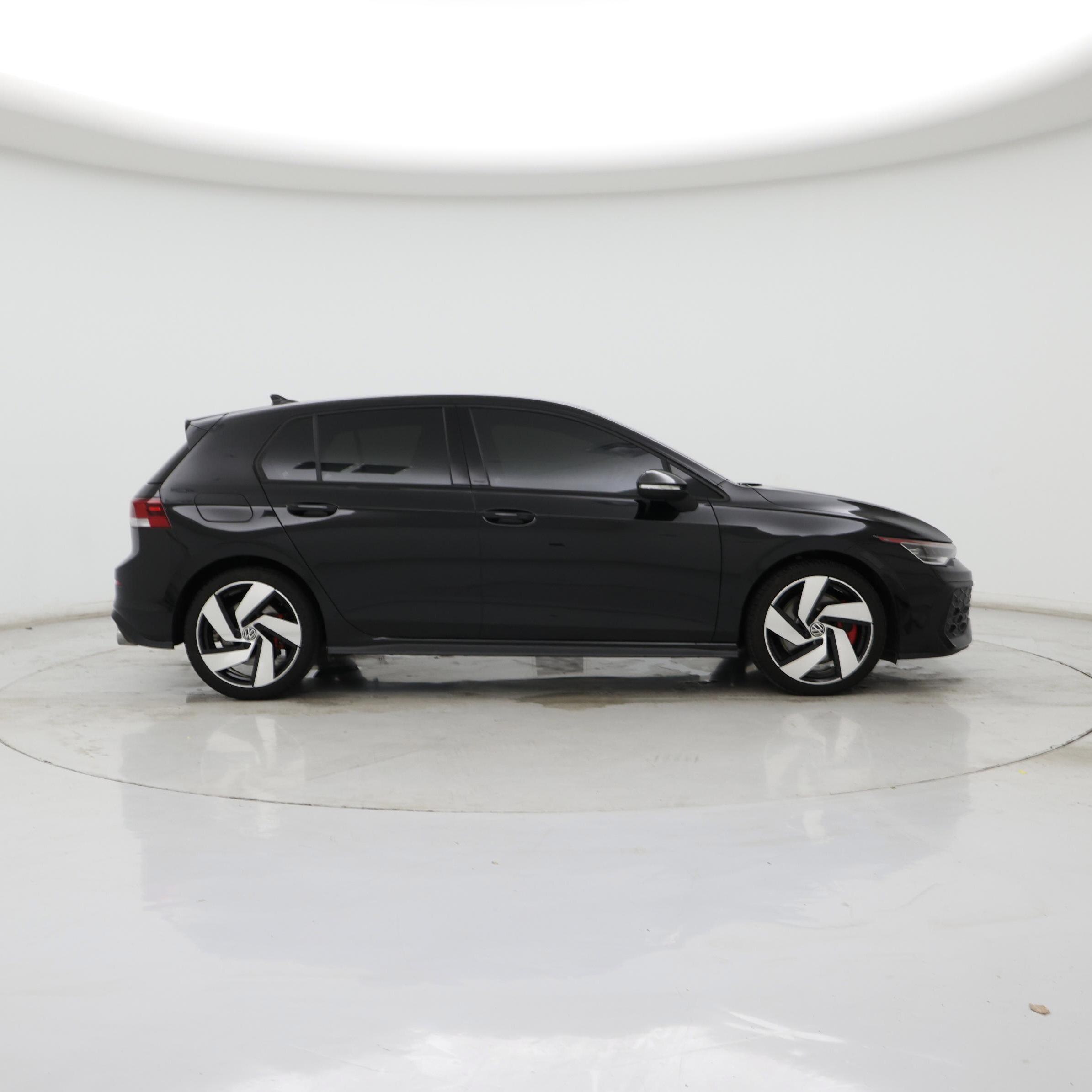 Thumbnail: 2025 Volkswagen Golf - 7
