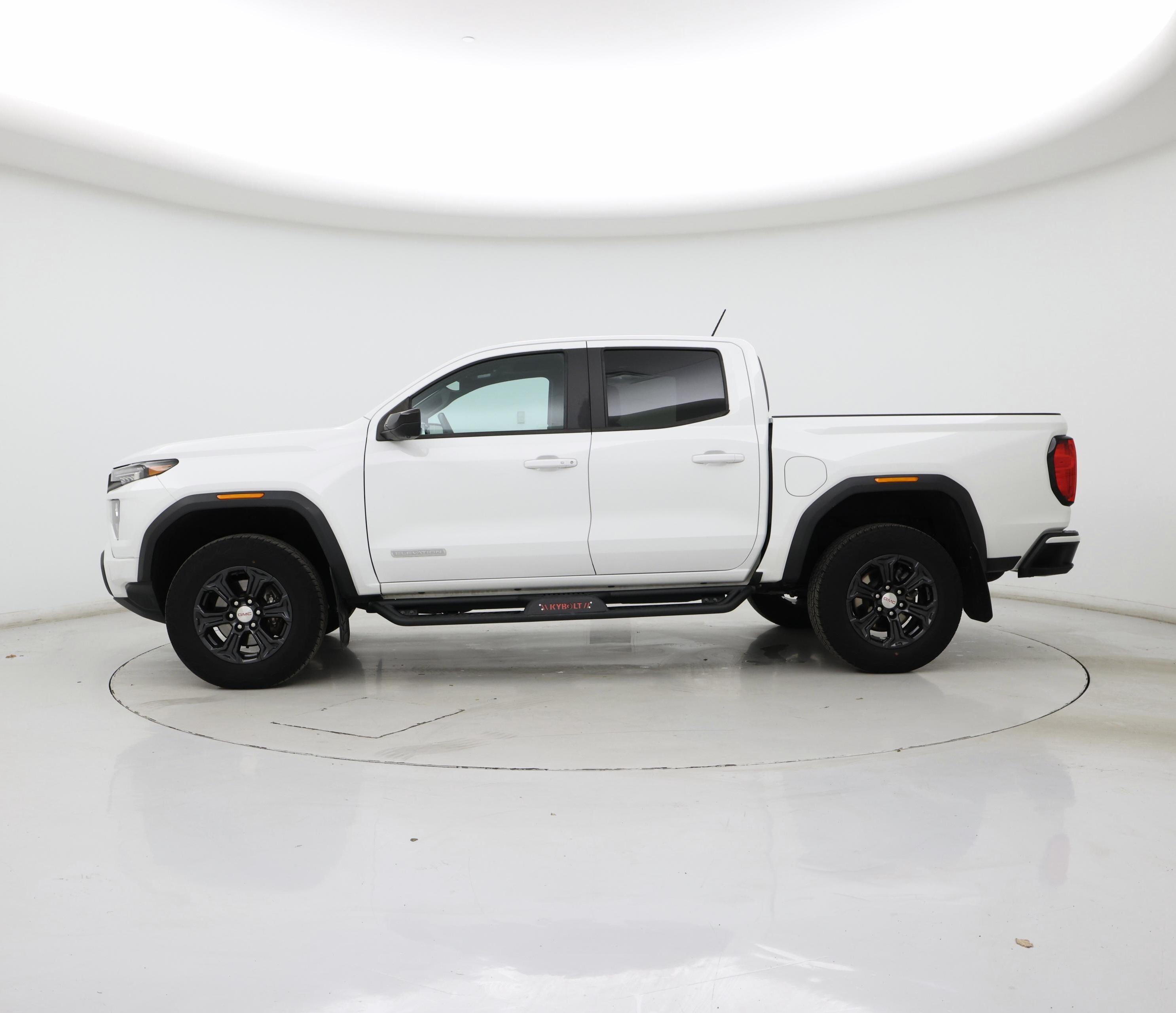 Thumbnail: 2023 GMC Canyon - 3