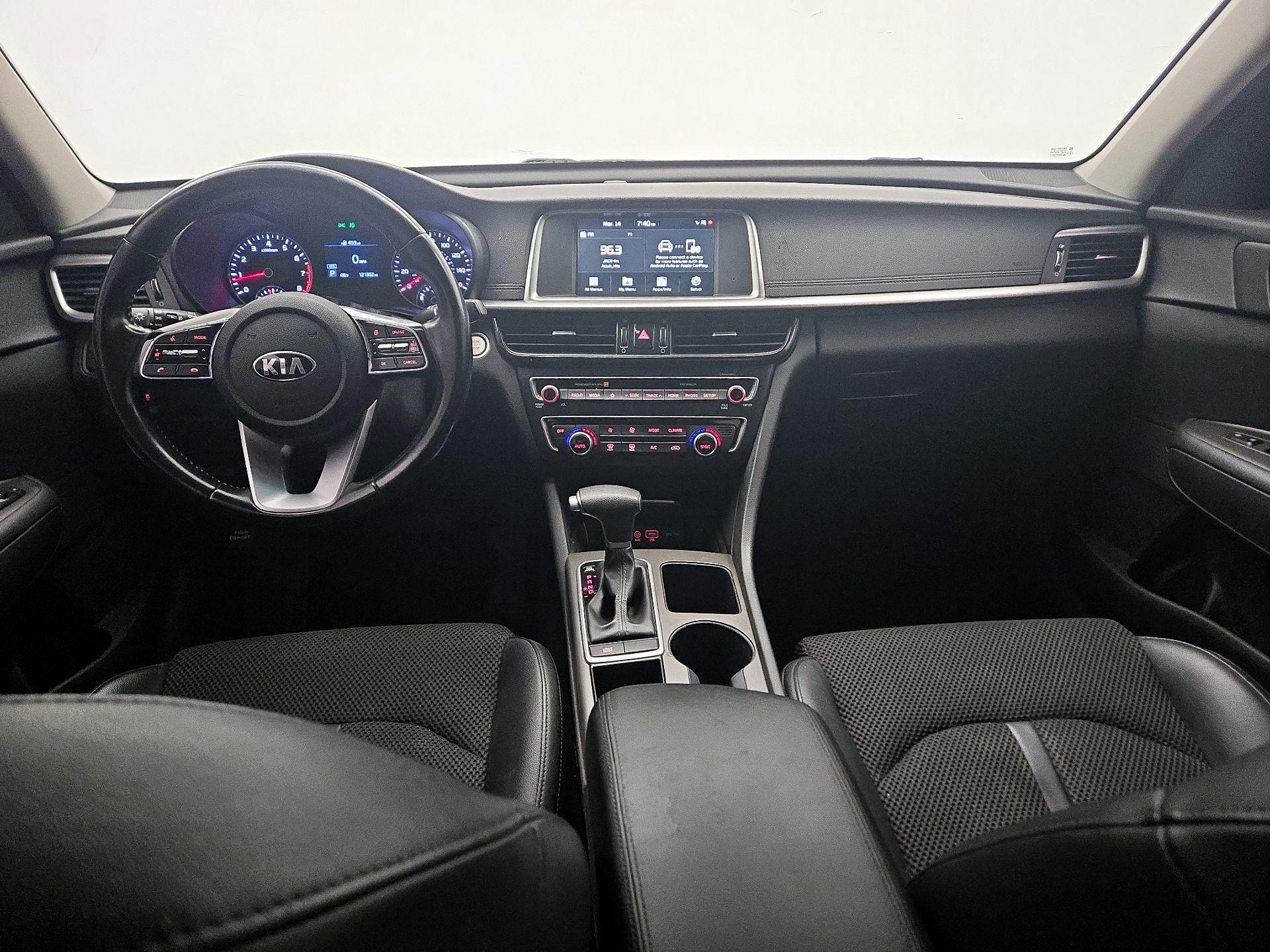 Thumbnail: 2019 Kia Optima - 9