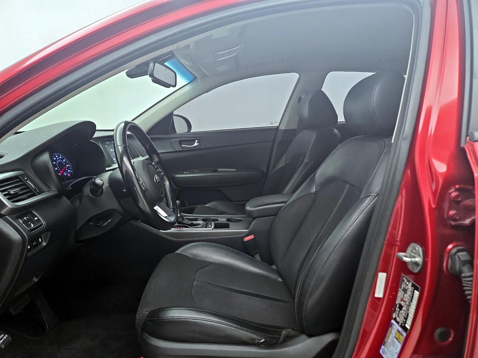 Thumbnail: 2019 Kia Optima - 11