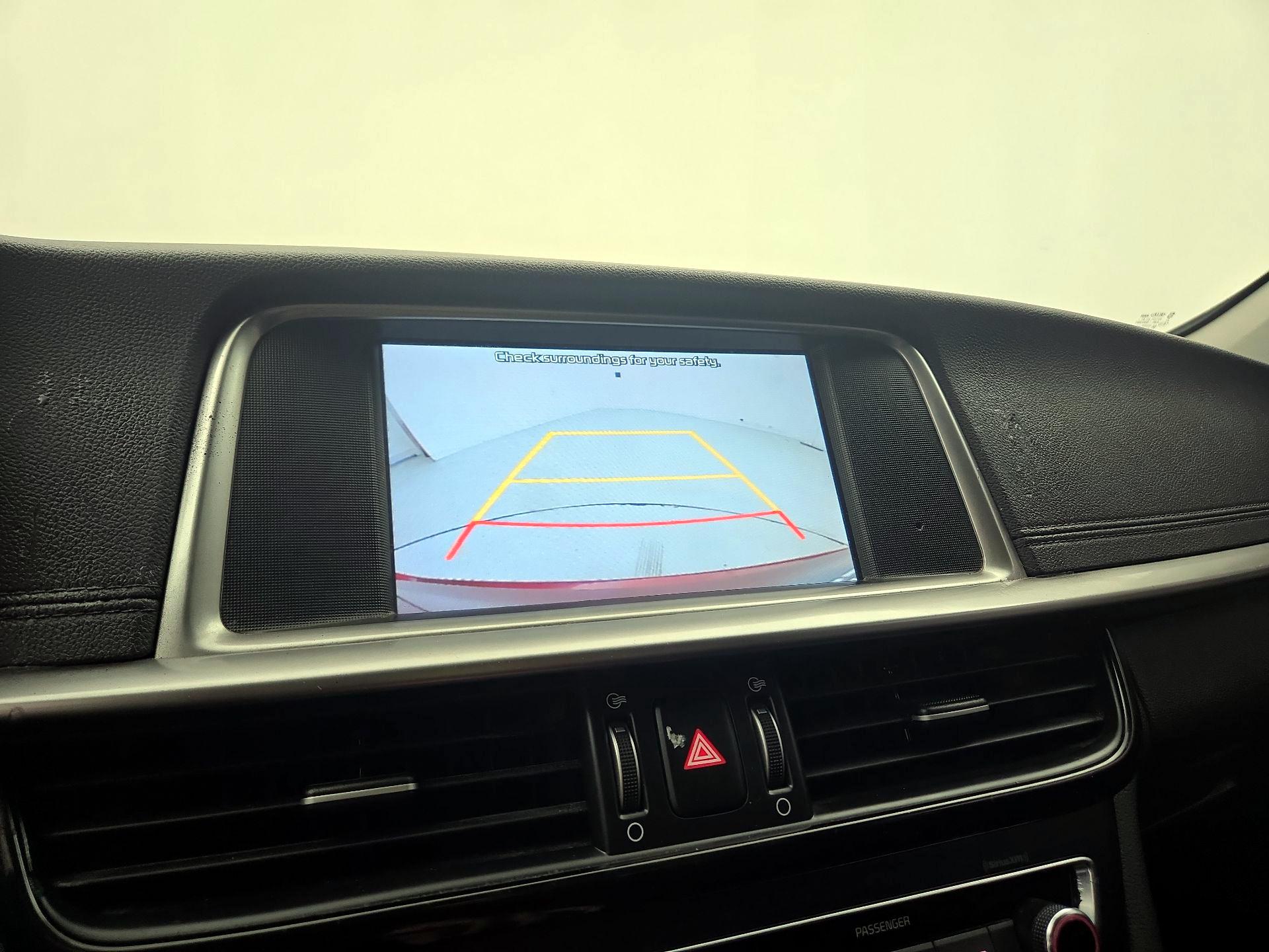 Thumbnail: 2019 Kia Optima - 14