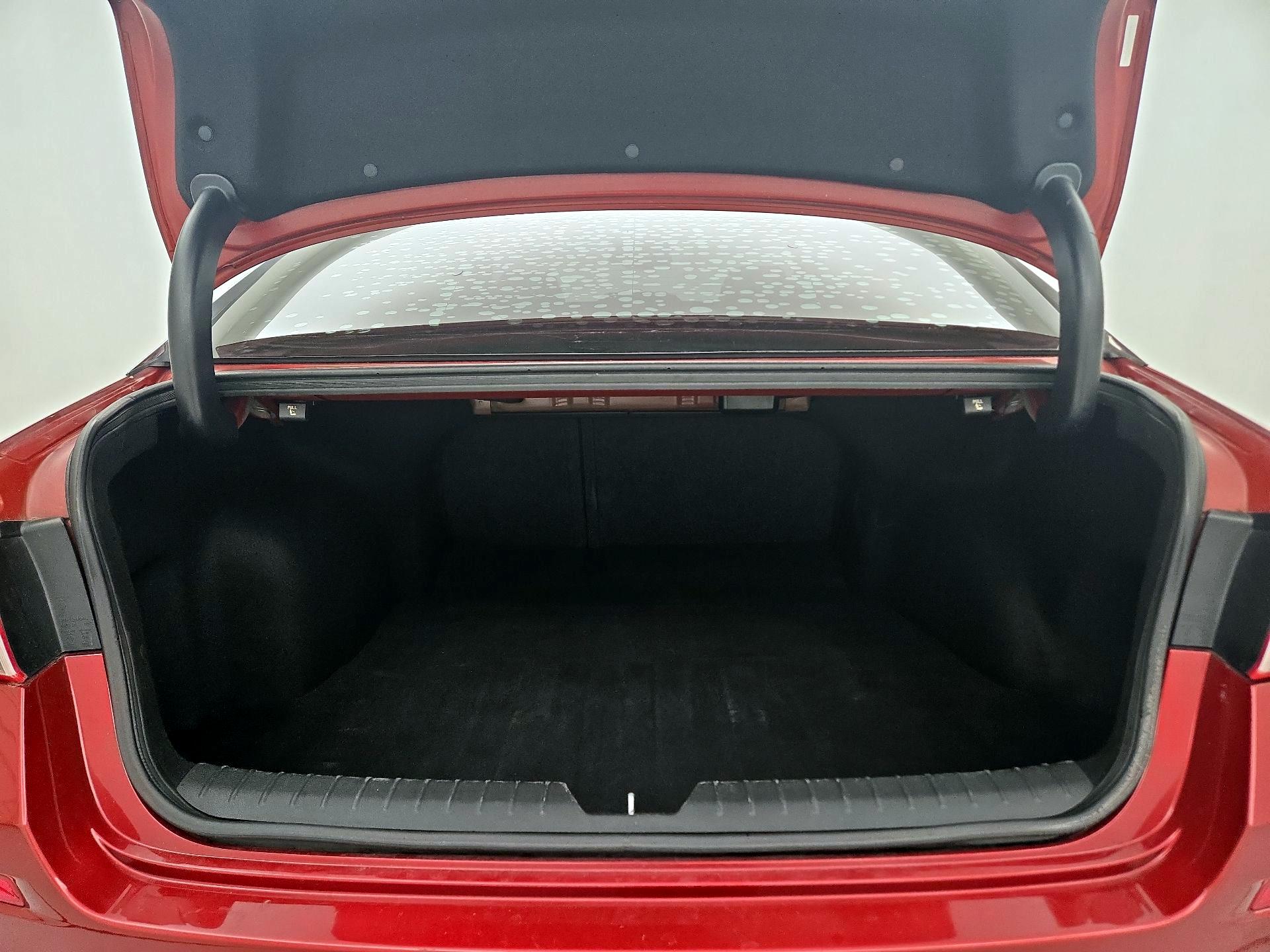 Thumbnail: 2019 Kia Optima - 20