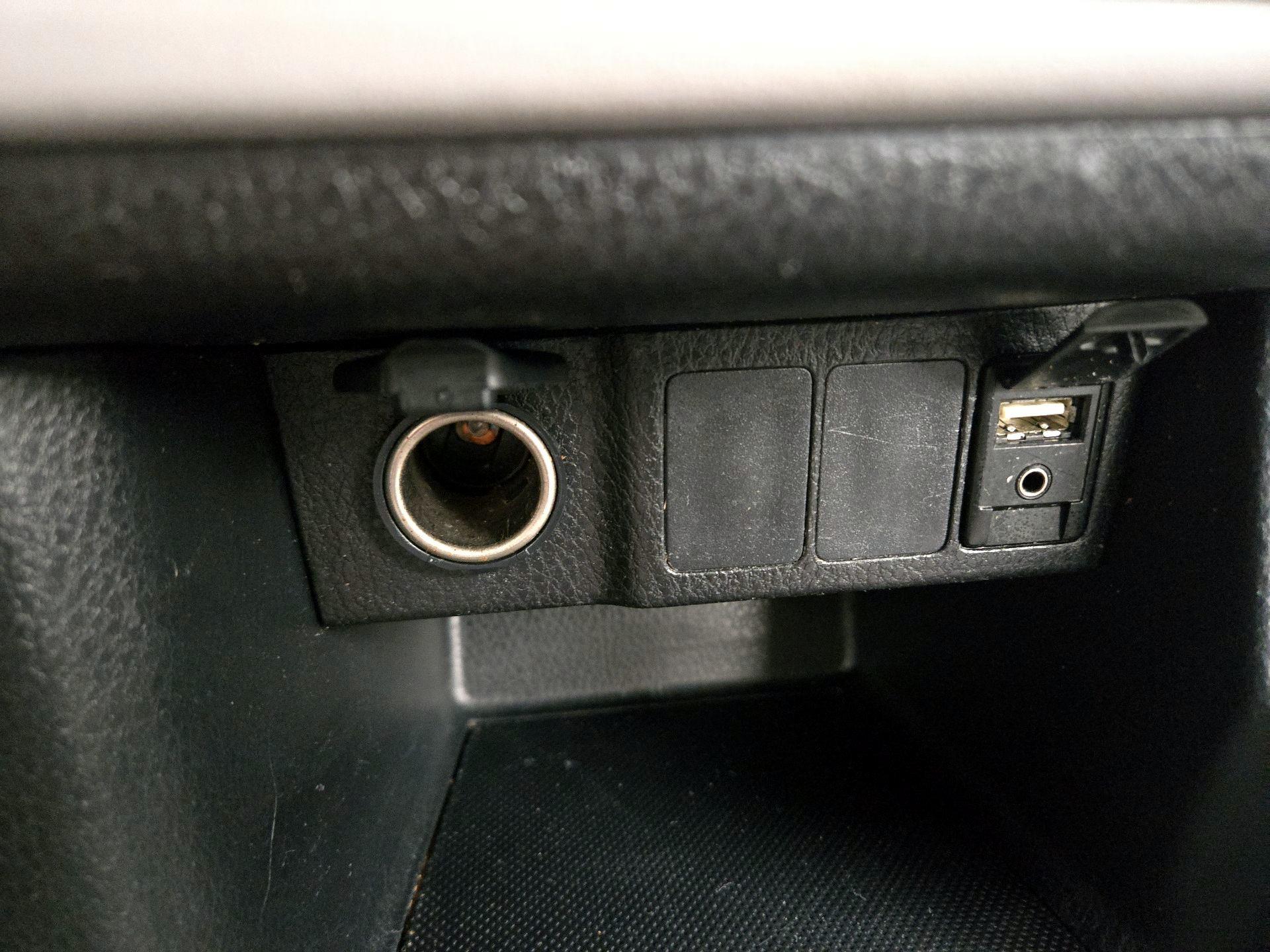 Thumbnail: 2017 Toyota Corolla - 18