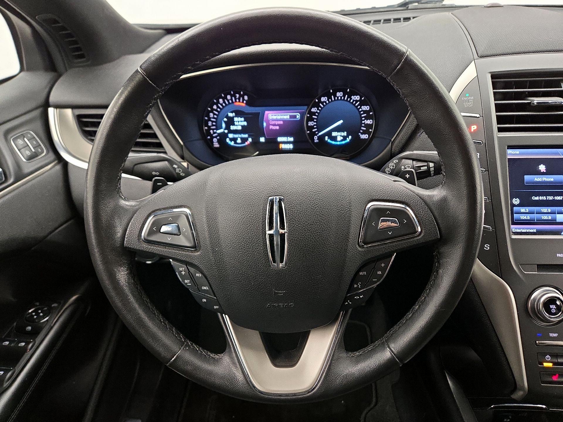 Thumbnail: 2015 Lincoln MKC - 10