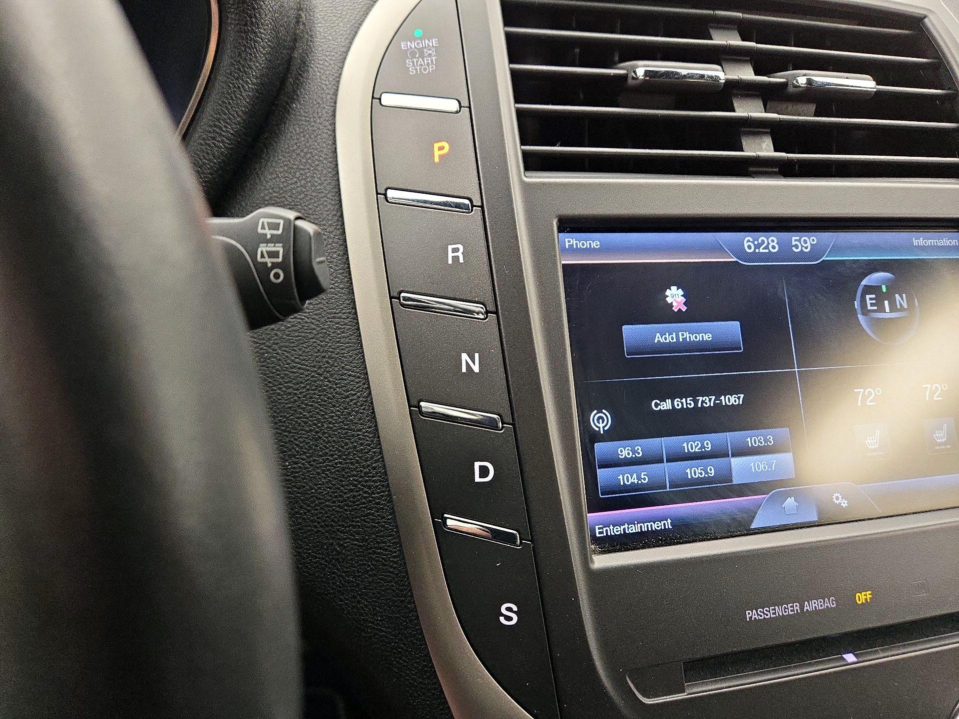 Thumbnail: 2015 Lincoln MKC - 17