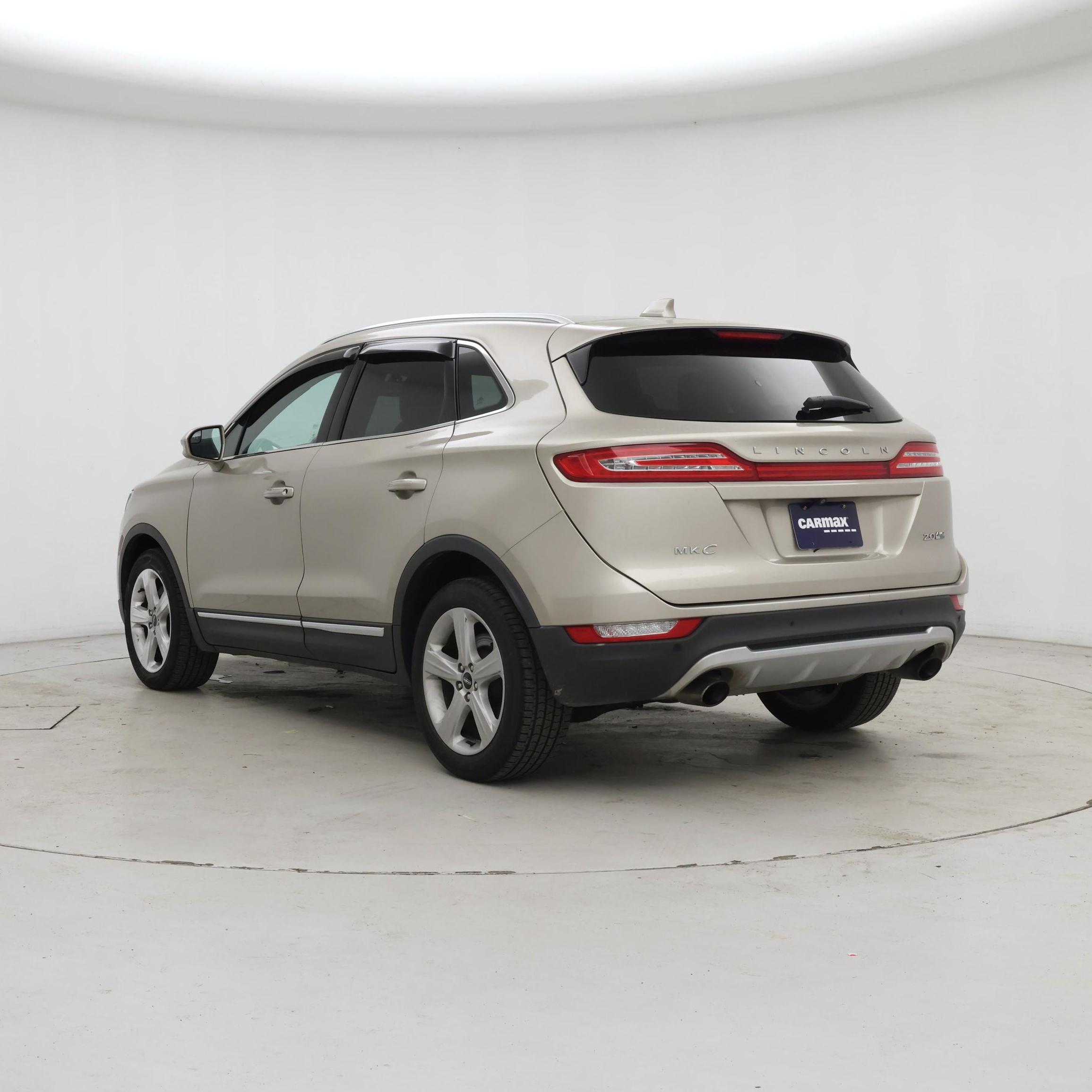 Thumbnail: 2015 Lincoln MKC - 2