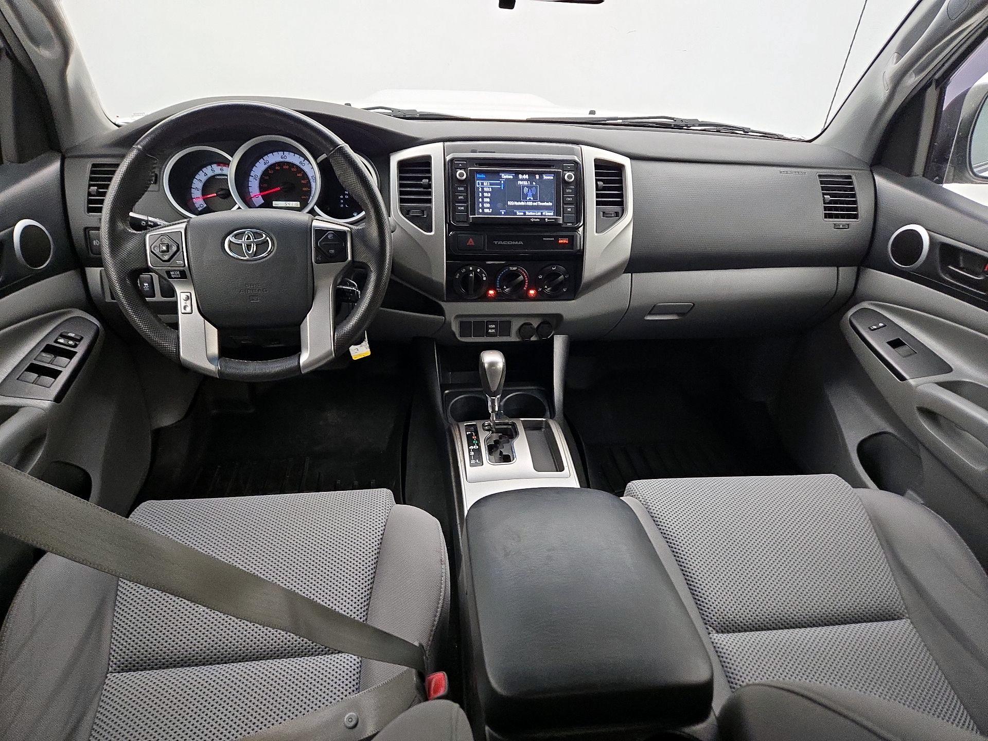 Thumbnail: 2015 Toyota Tacoma - 9