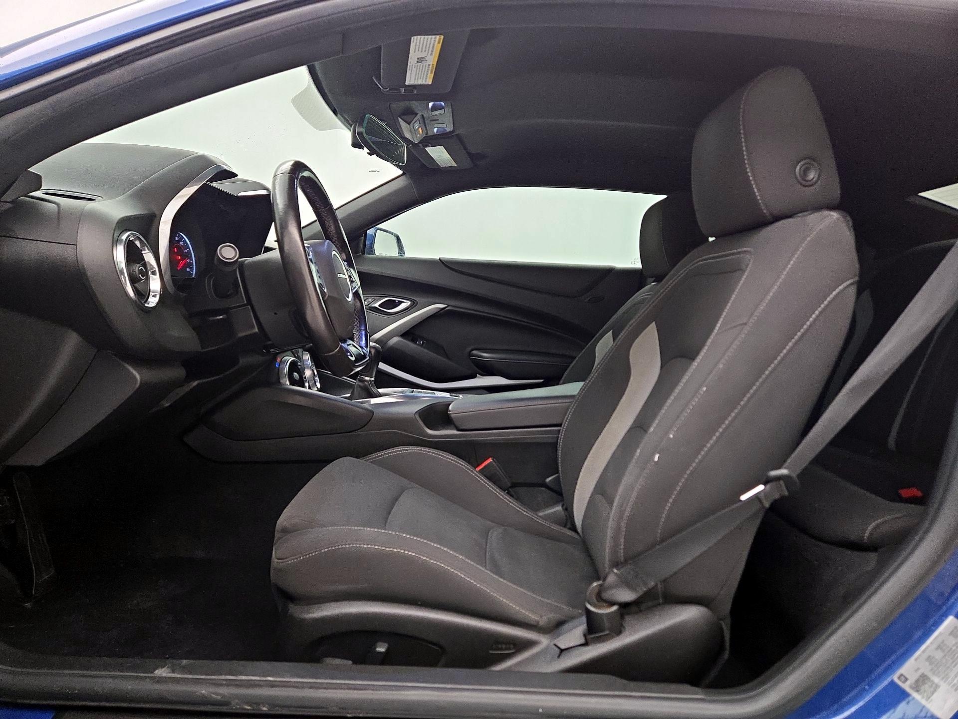 Thumbnail: 2019 Chevrolet Camaro - 11