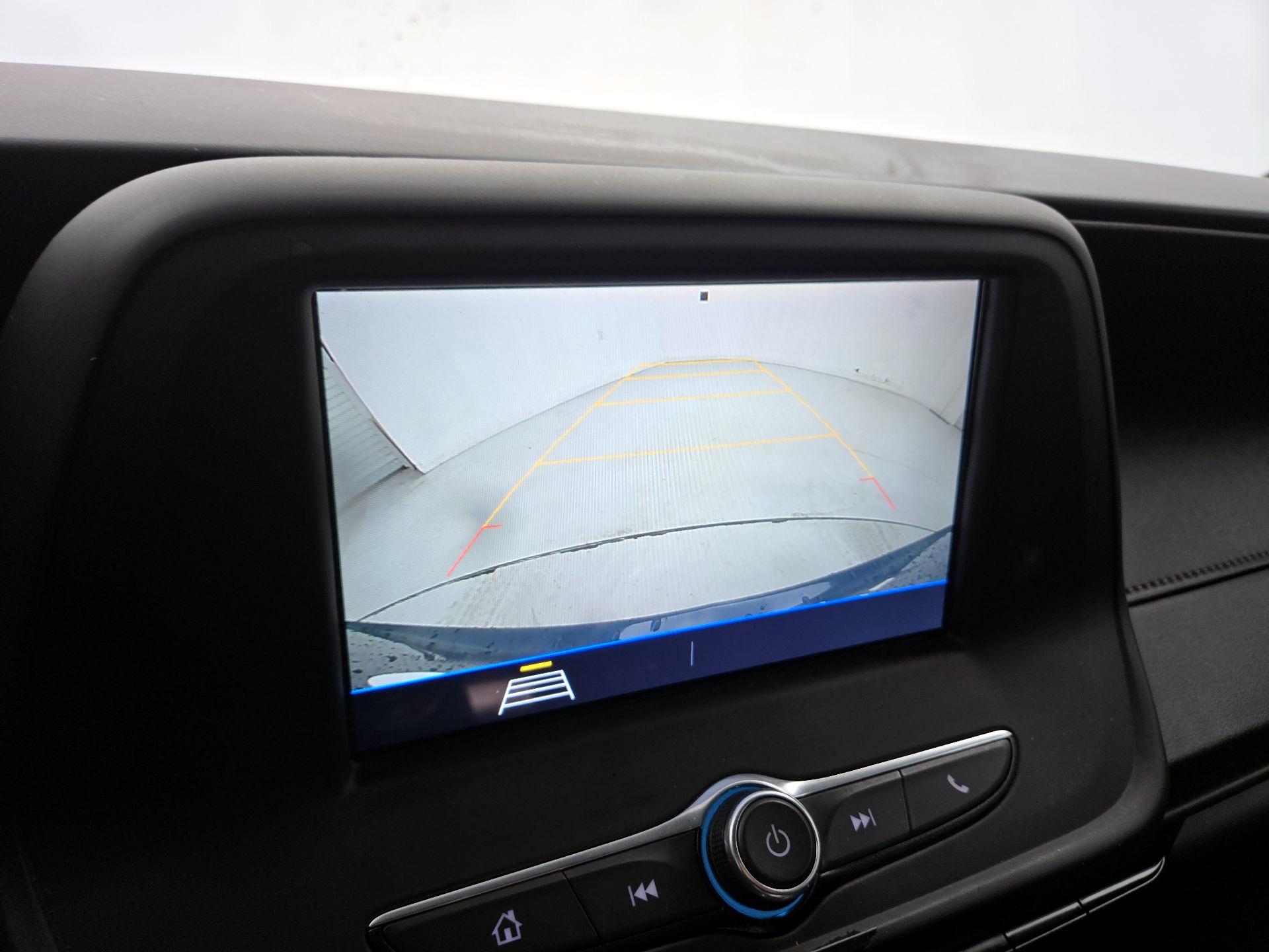 Thumbnail: 2019 Chevrolet Camaro - 13