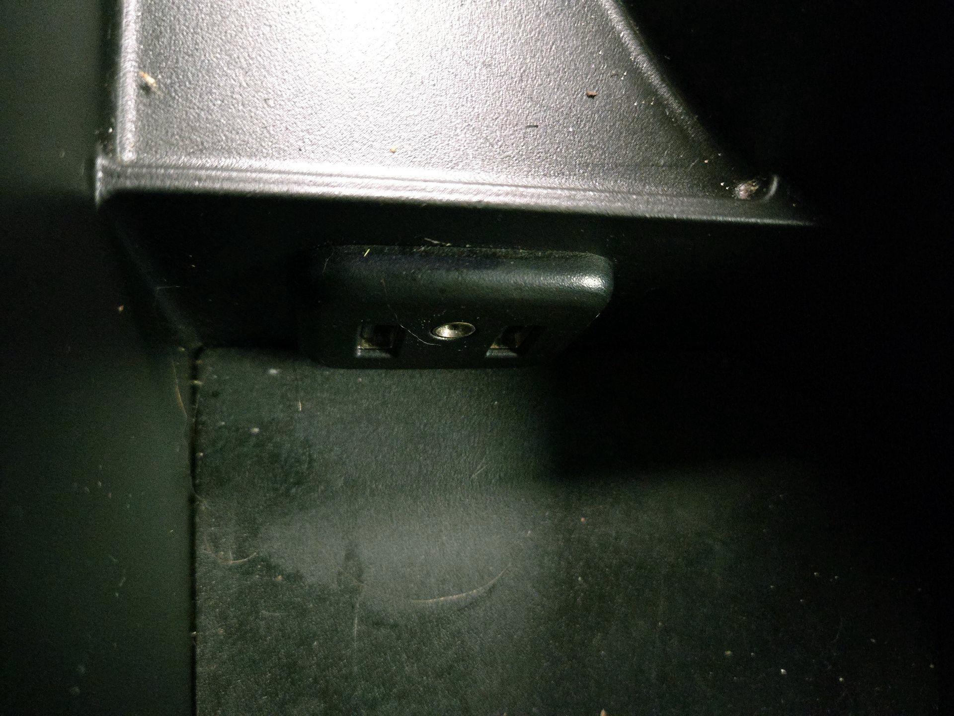 Thumbnail: 2019 Chevrolet Camaro - 17