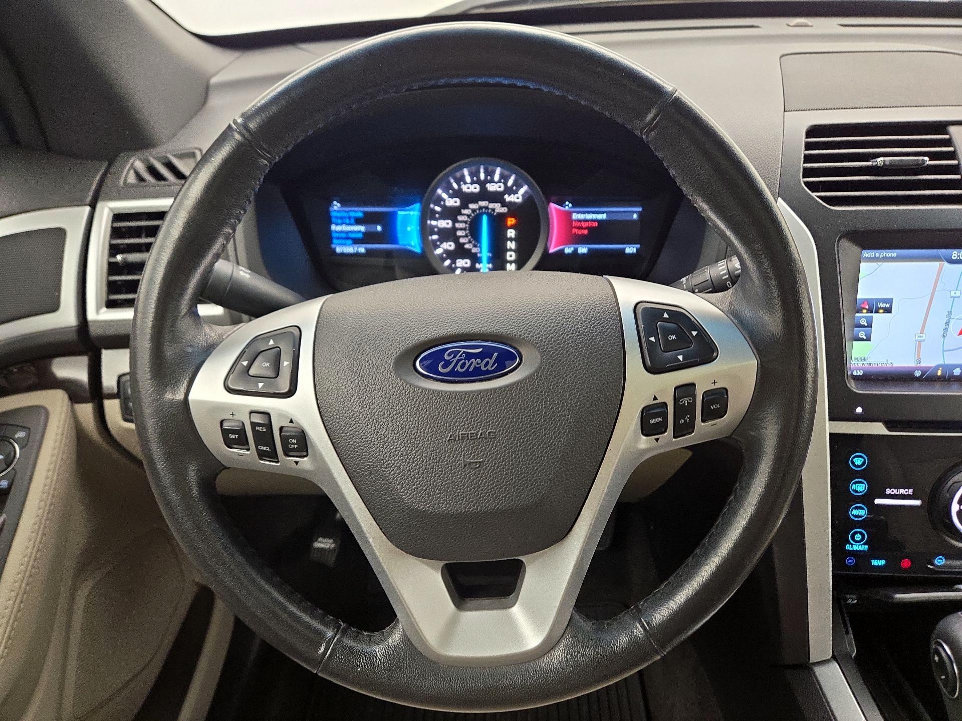 Thumbnail: 2015 Ford Explorer - 10