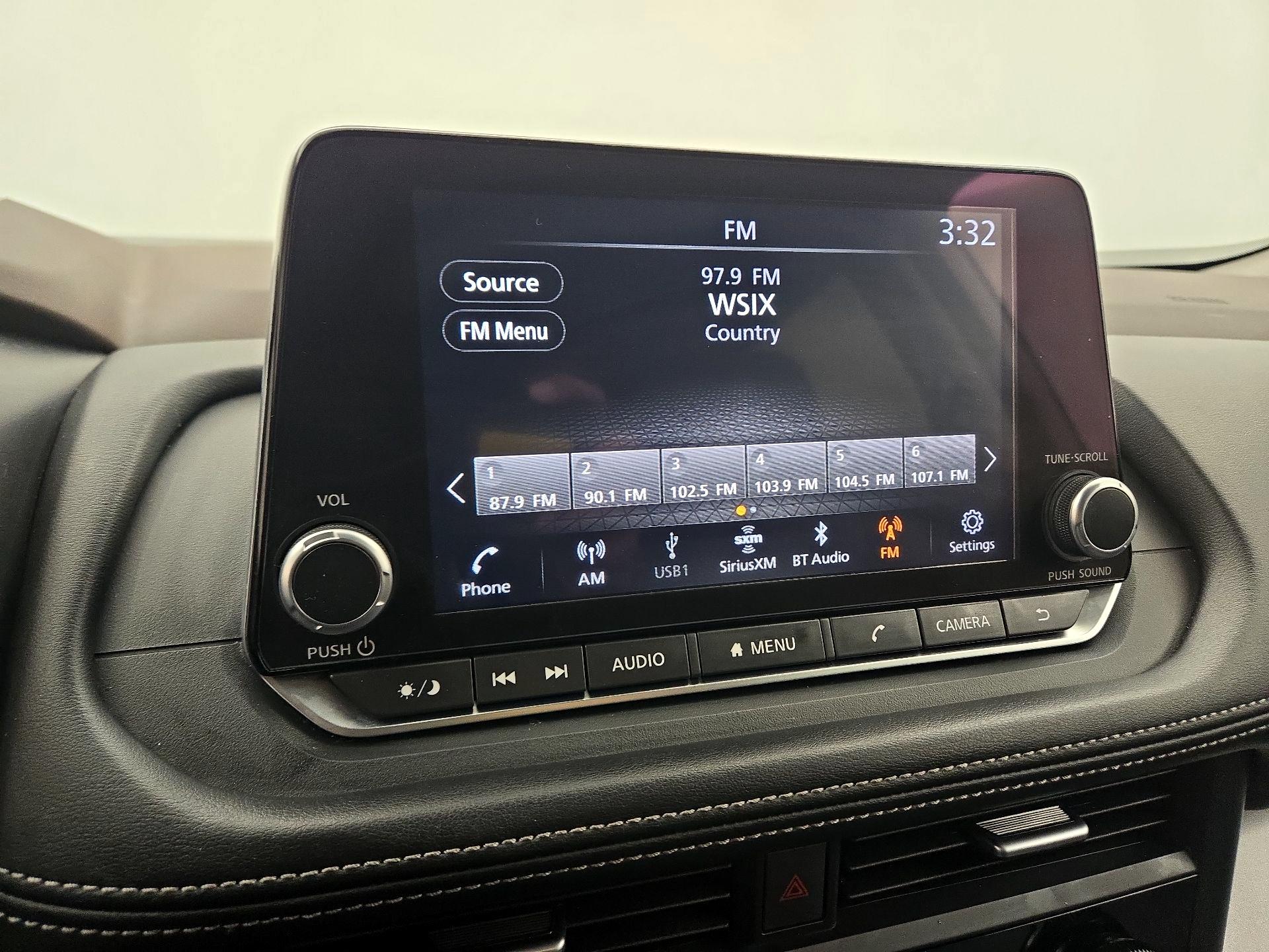 Thumbnail: 2023 Nissan Rogue - 15