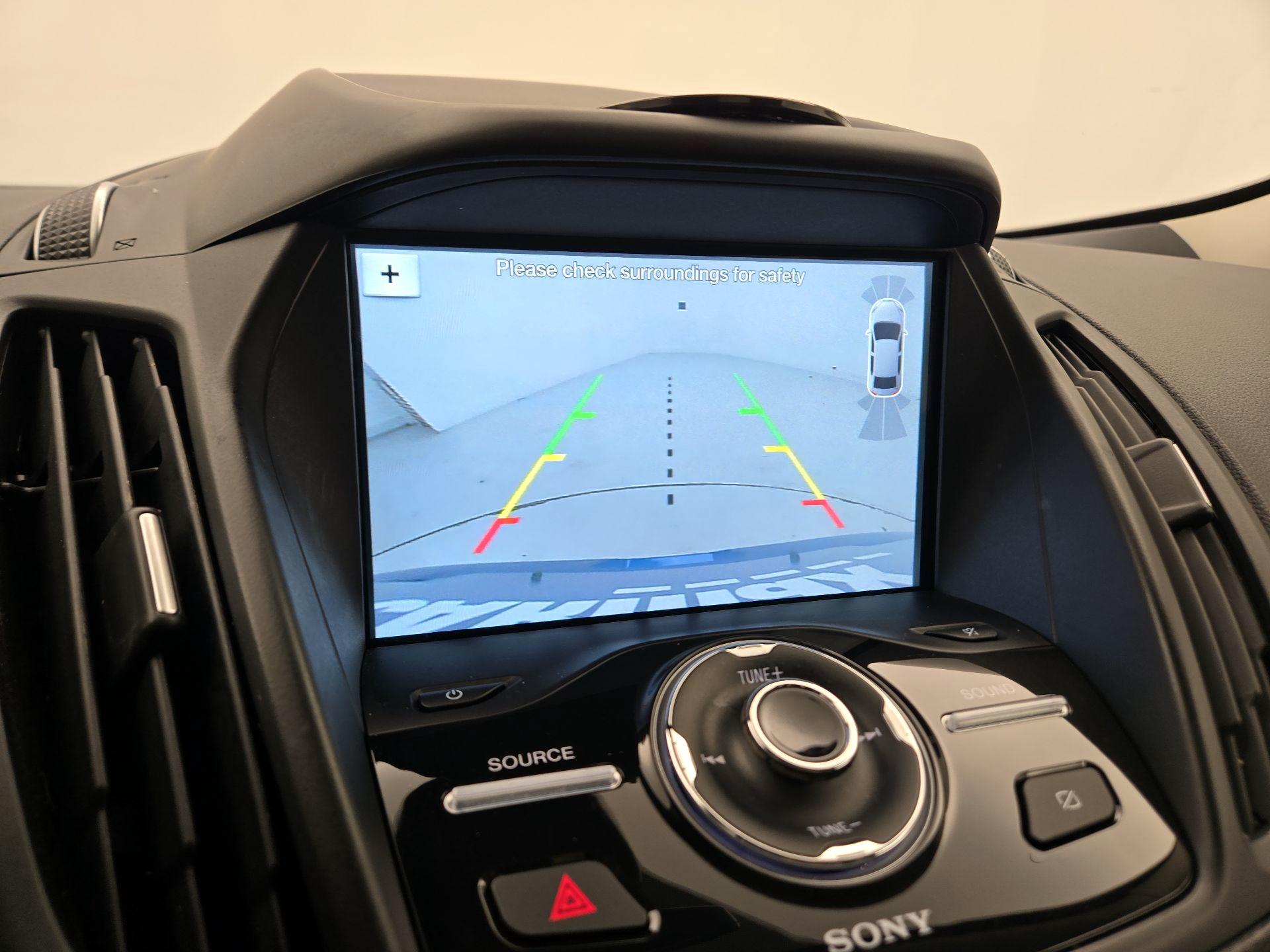 Thumbnail: 2019 Ford Escape - 15