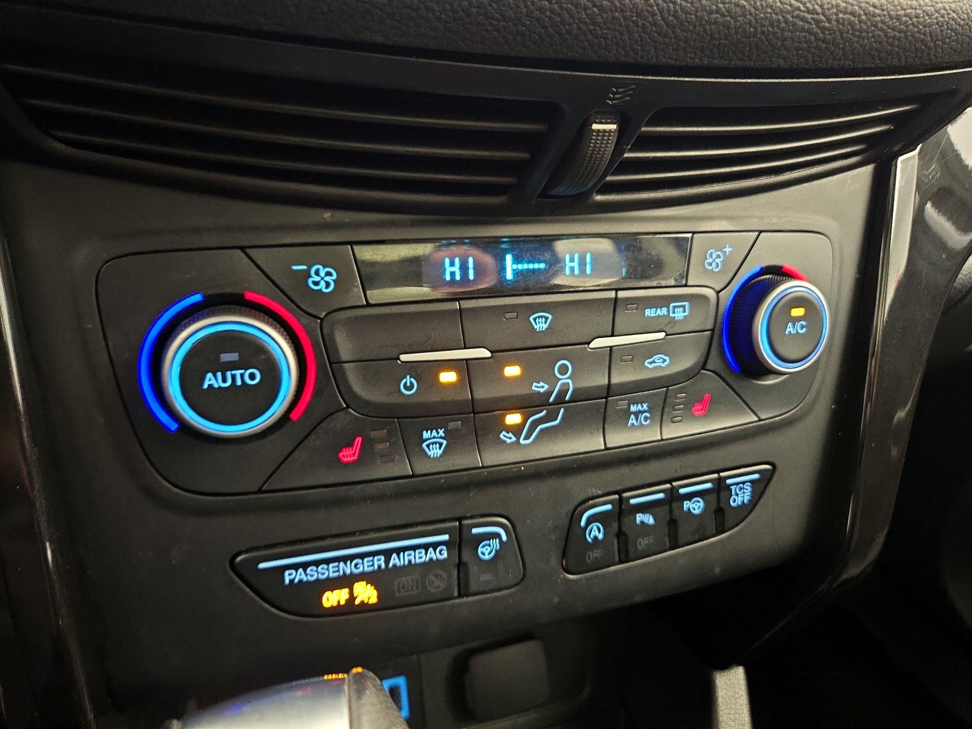 Thumbnail: 2019 Ford Escape - 17