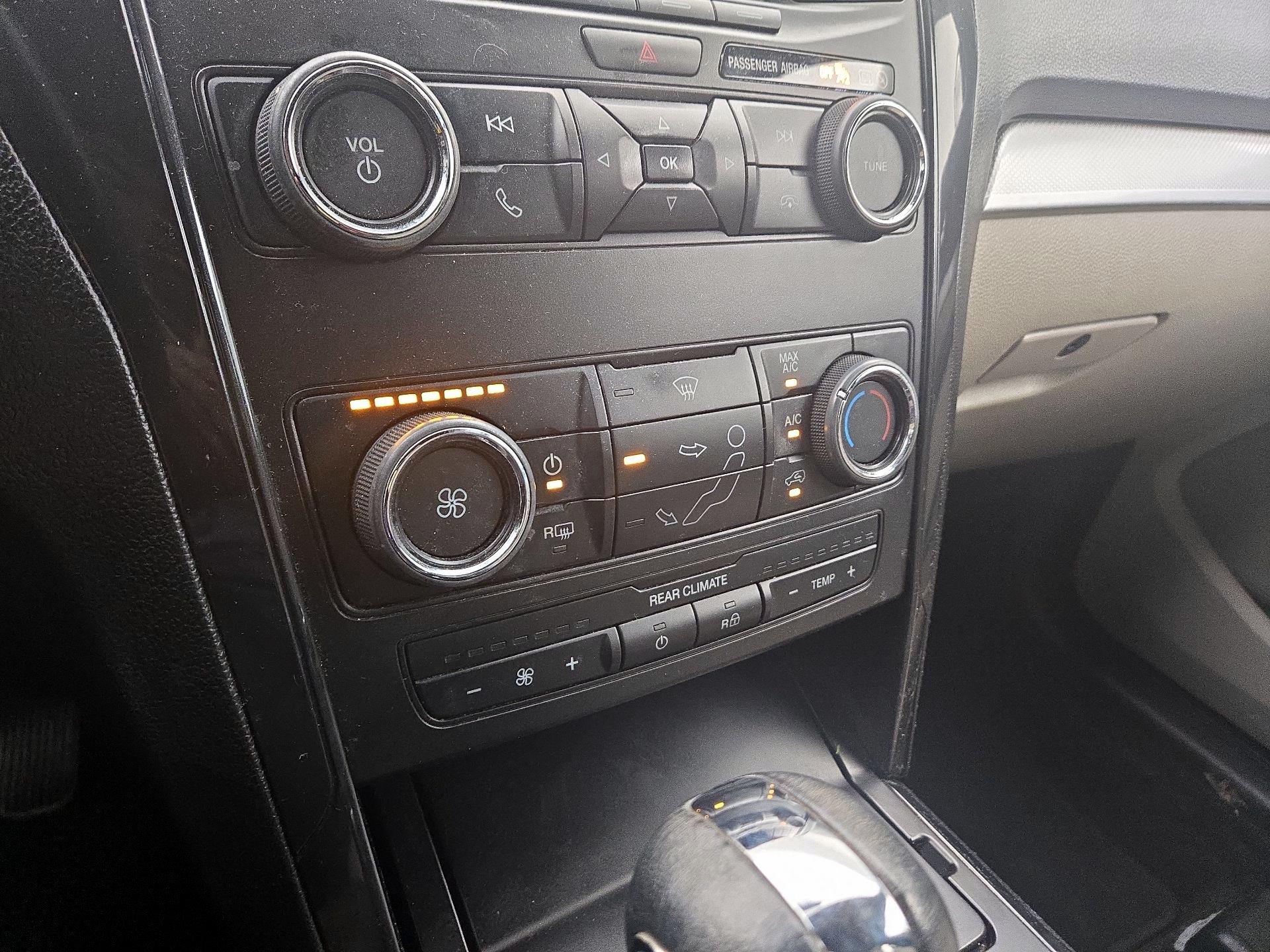 Thumbnail: 2018 Ford Explorer - 16