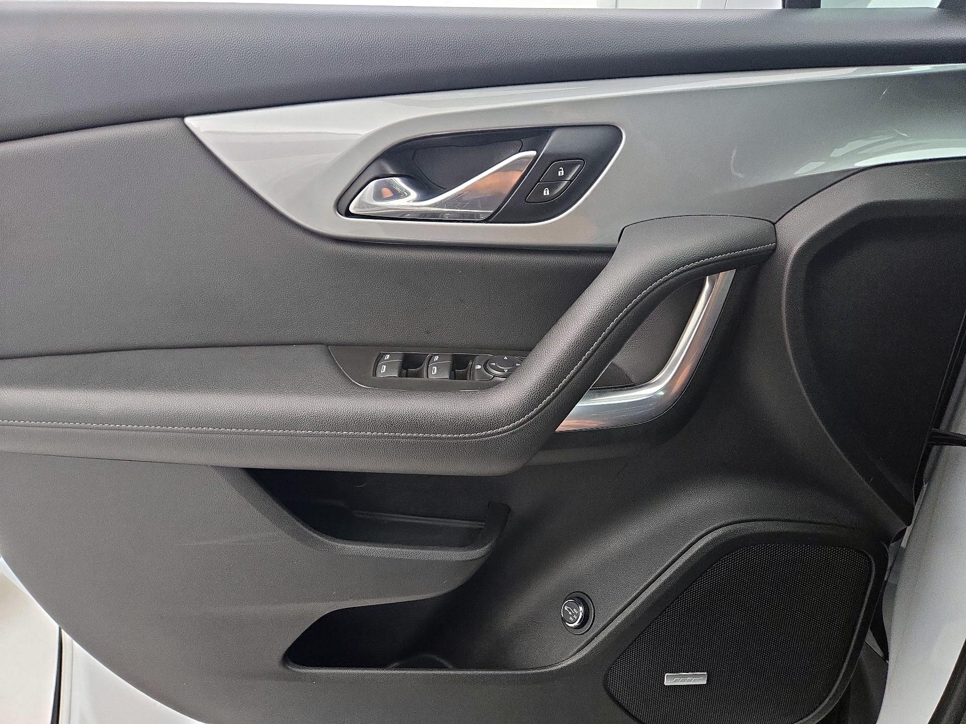 Thumbnail: 2020 Chevrolet Blazer - 12