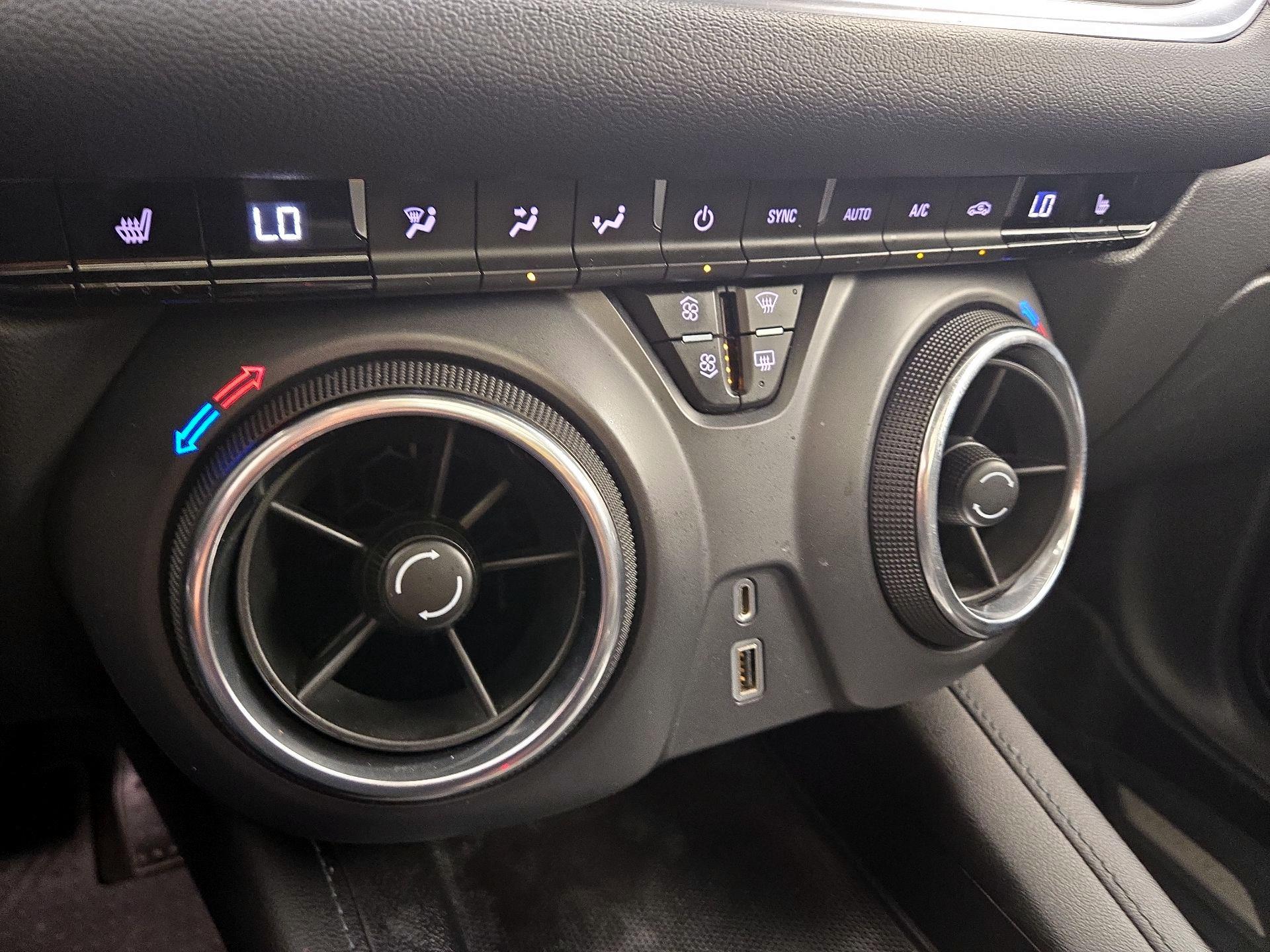 Thumbnail: 2020 Chevrolet Blazer - 17