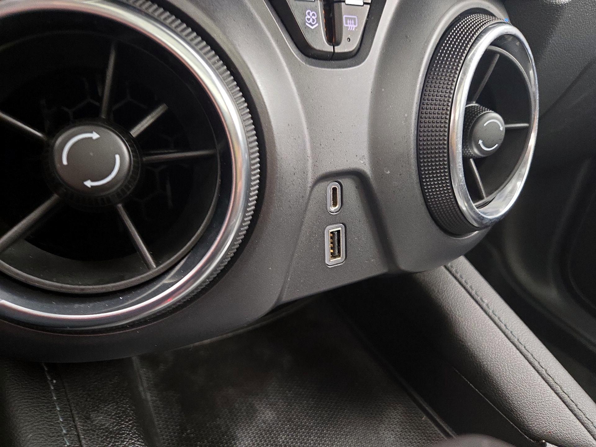 Thumbnail: 2020 Chevrolet Blazer - 19