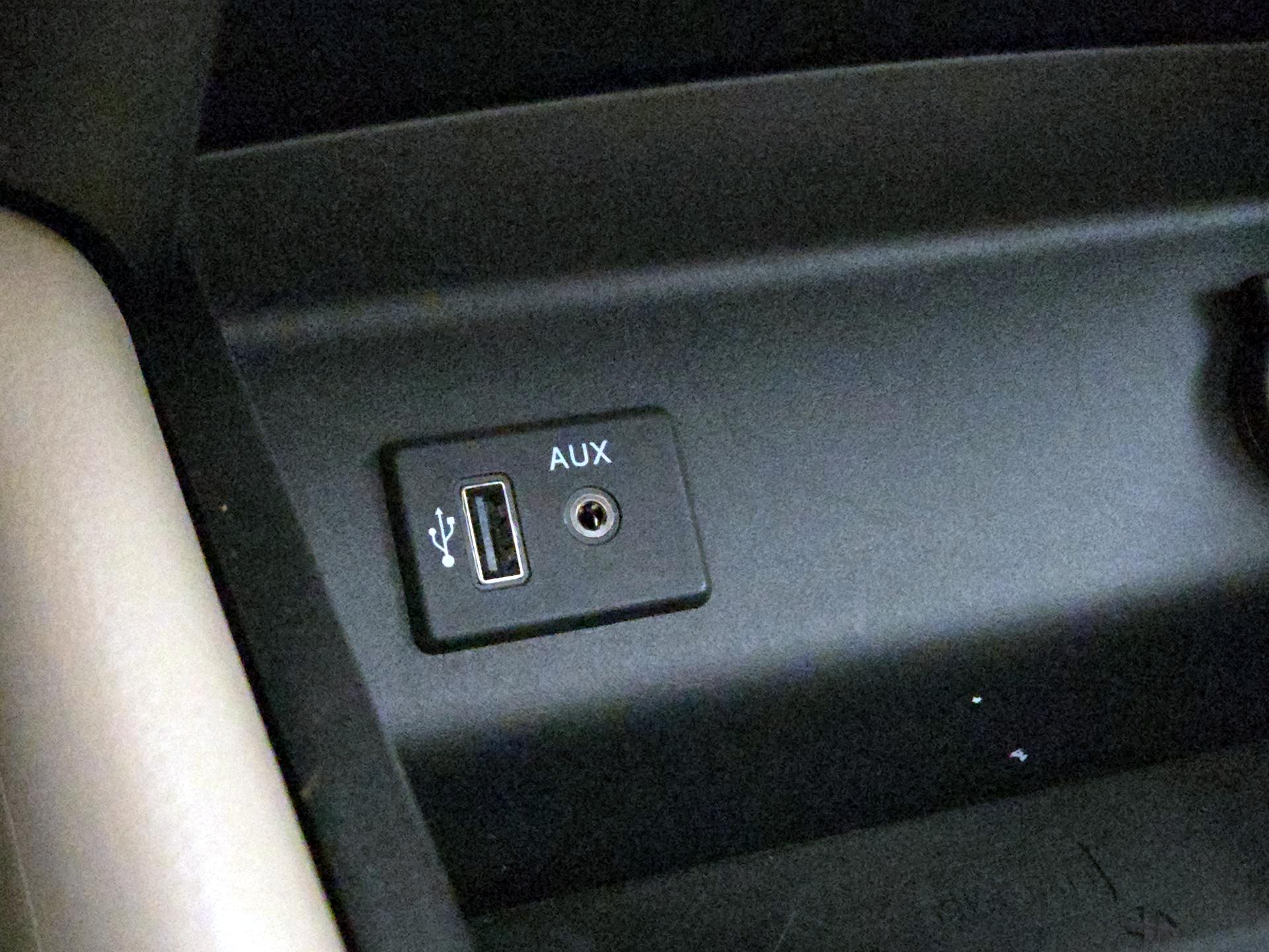 Thumbnail: 2017 Nissan Altima - 18