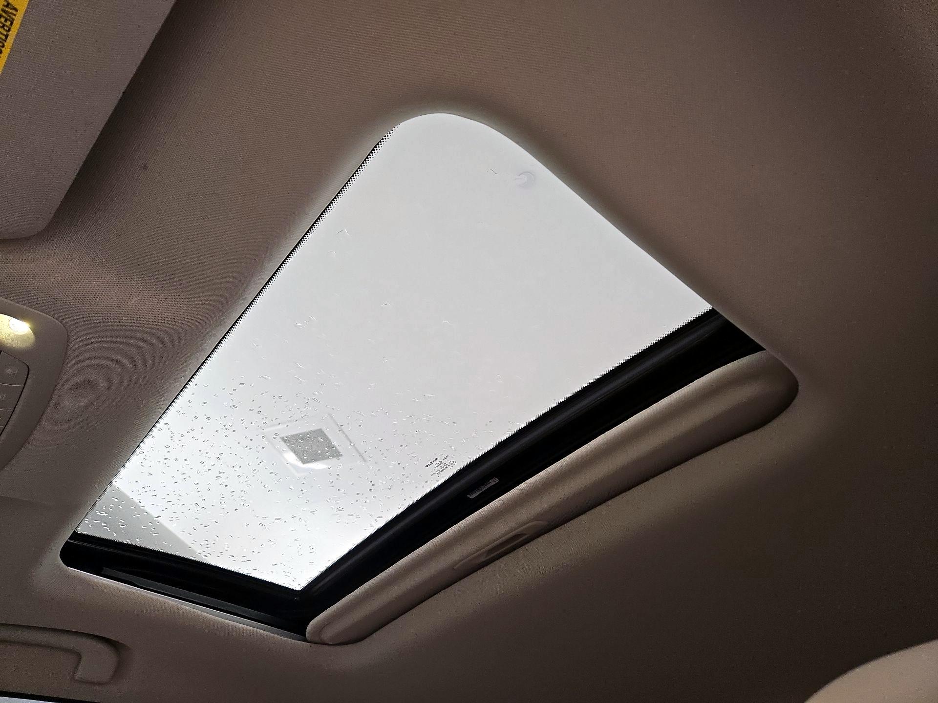 Thumbnail: 2017 Nissan Altima - 19