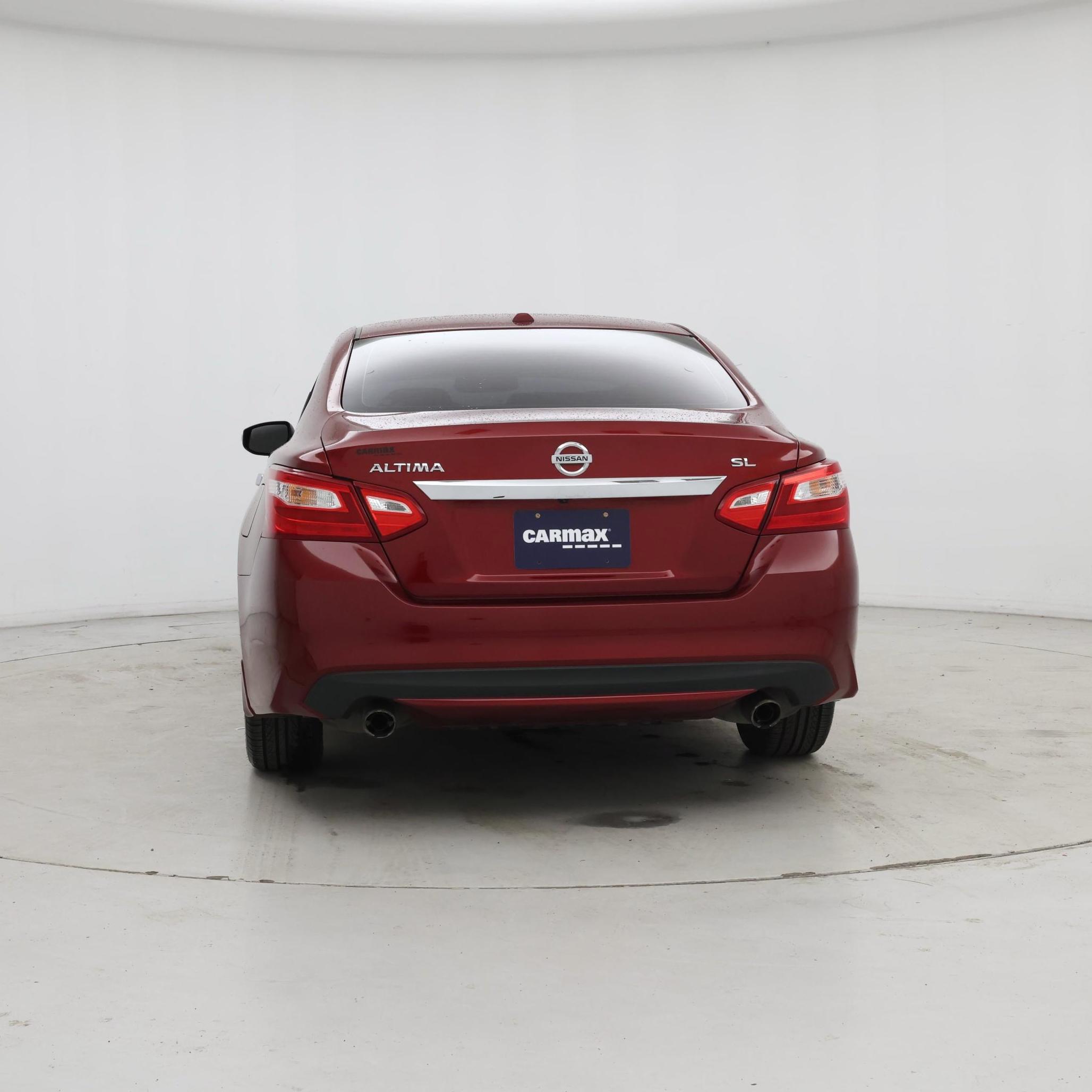 Thumbnail: 2017 Nissan Altima - 6