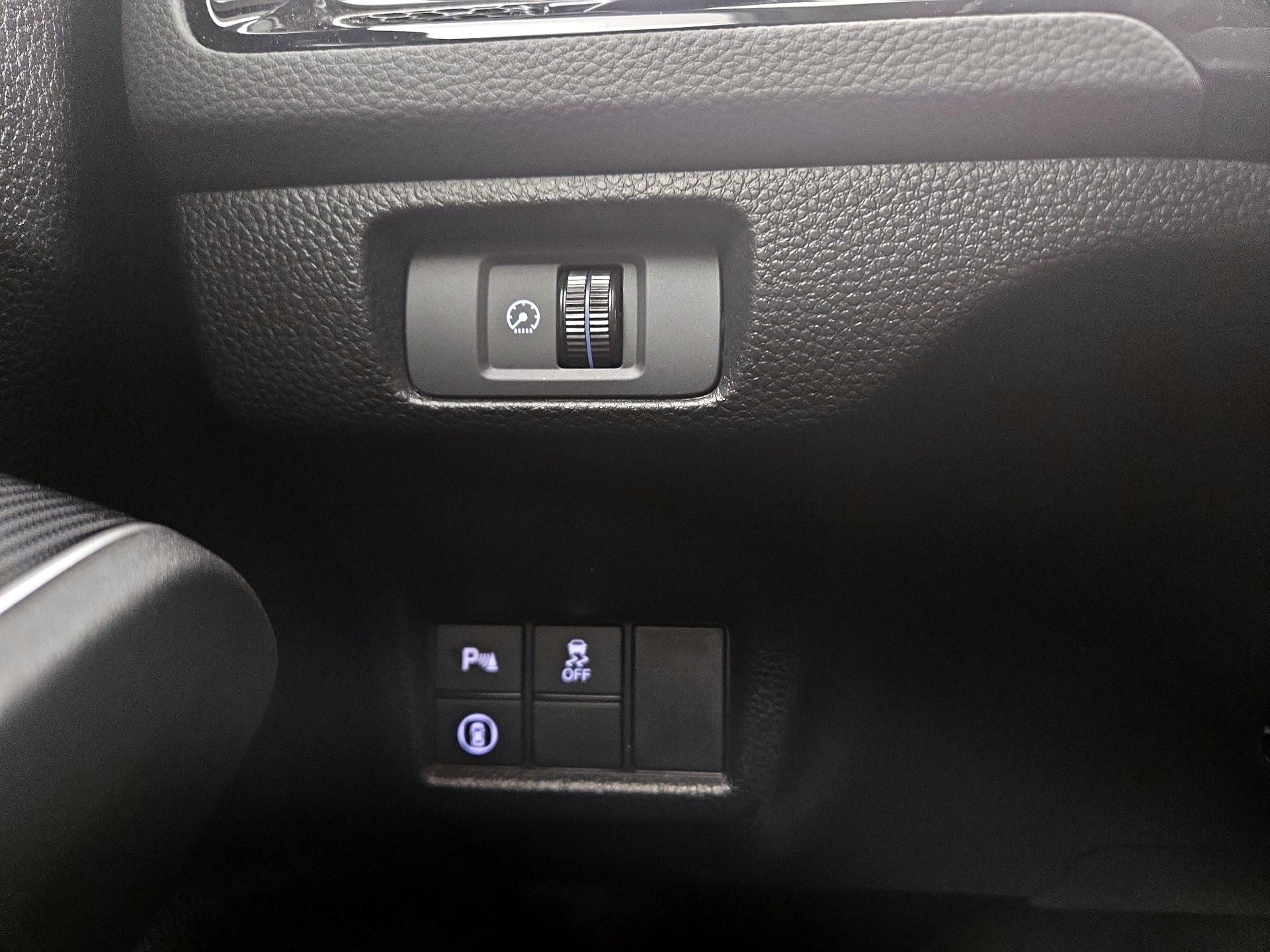 Thumbnail: 2024 Honda Civic - 13