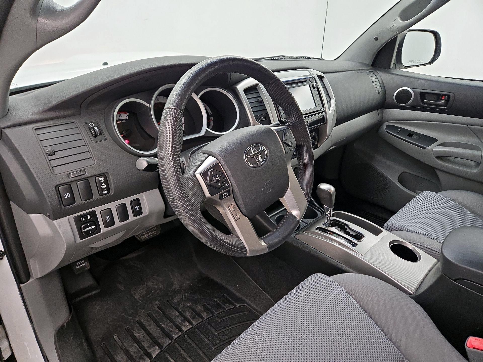 Thumbnail: 2014 Toyota Tacoma - 9