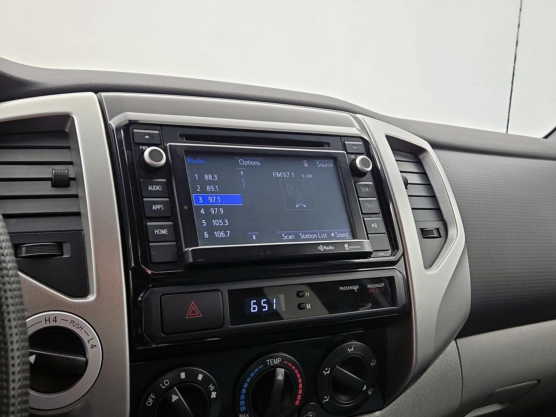 Thumbnail: 2014 Toyota Tacoma - 15