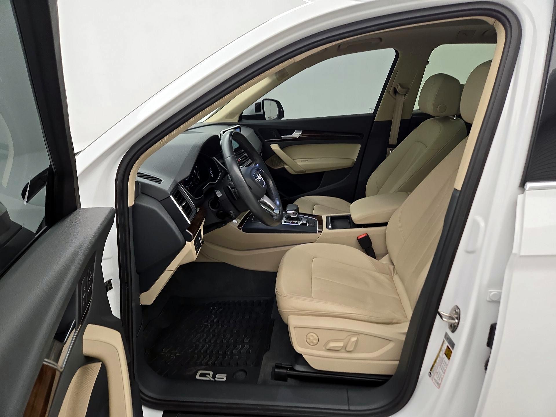 Thumbnail: 2018 Audi Q5 - 11